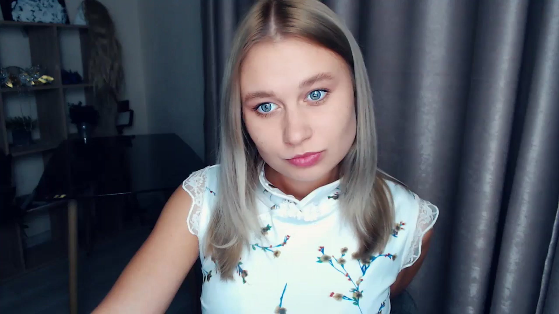 Gallery image thumbnail from Kukla_kolduna's myfreecams stream on, 12/05/2025, 17:07 image 18 of 20