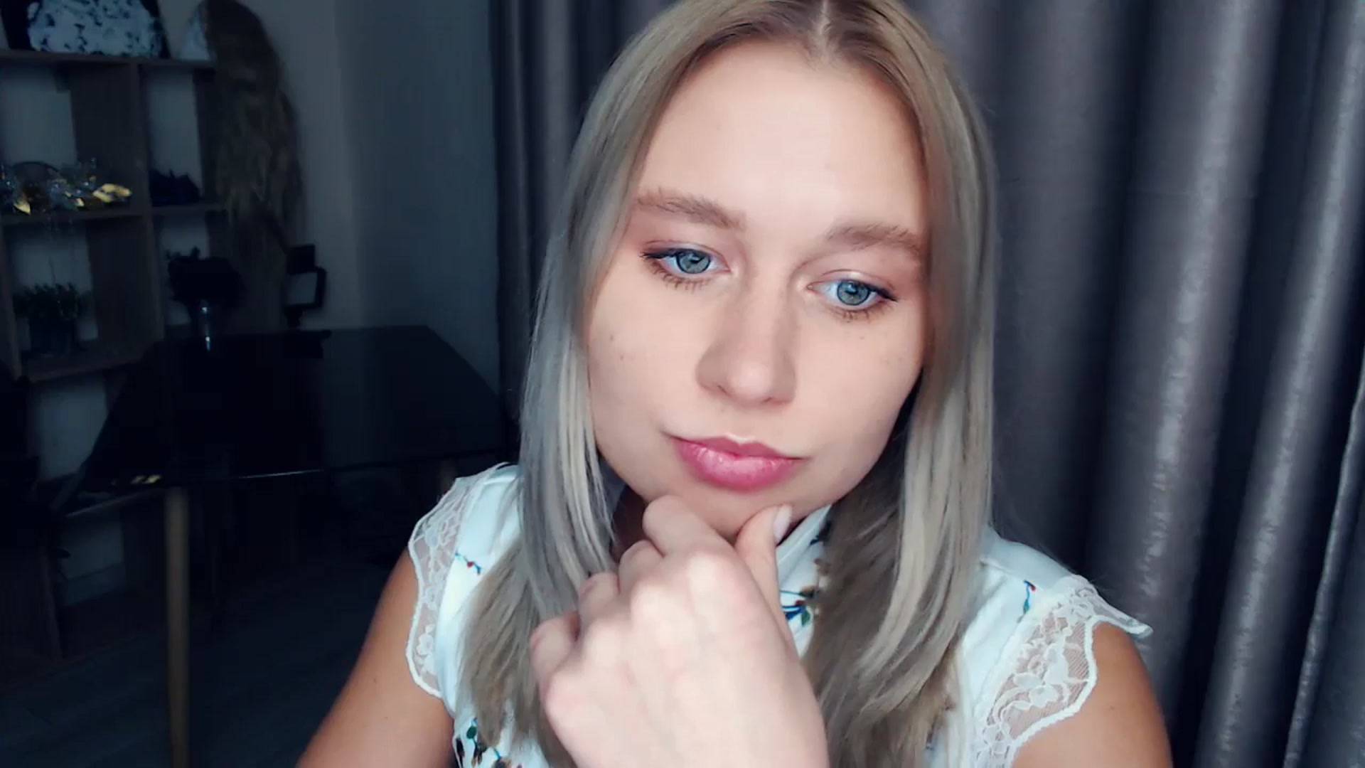 Gallery image thumbnail from Kukla_kolduna's myfreecams stream on, 12/05/2025, 17:07 image 8 of 20