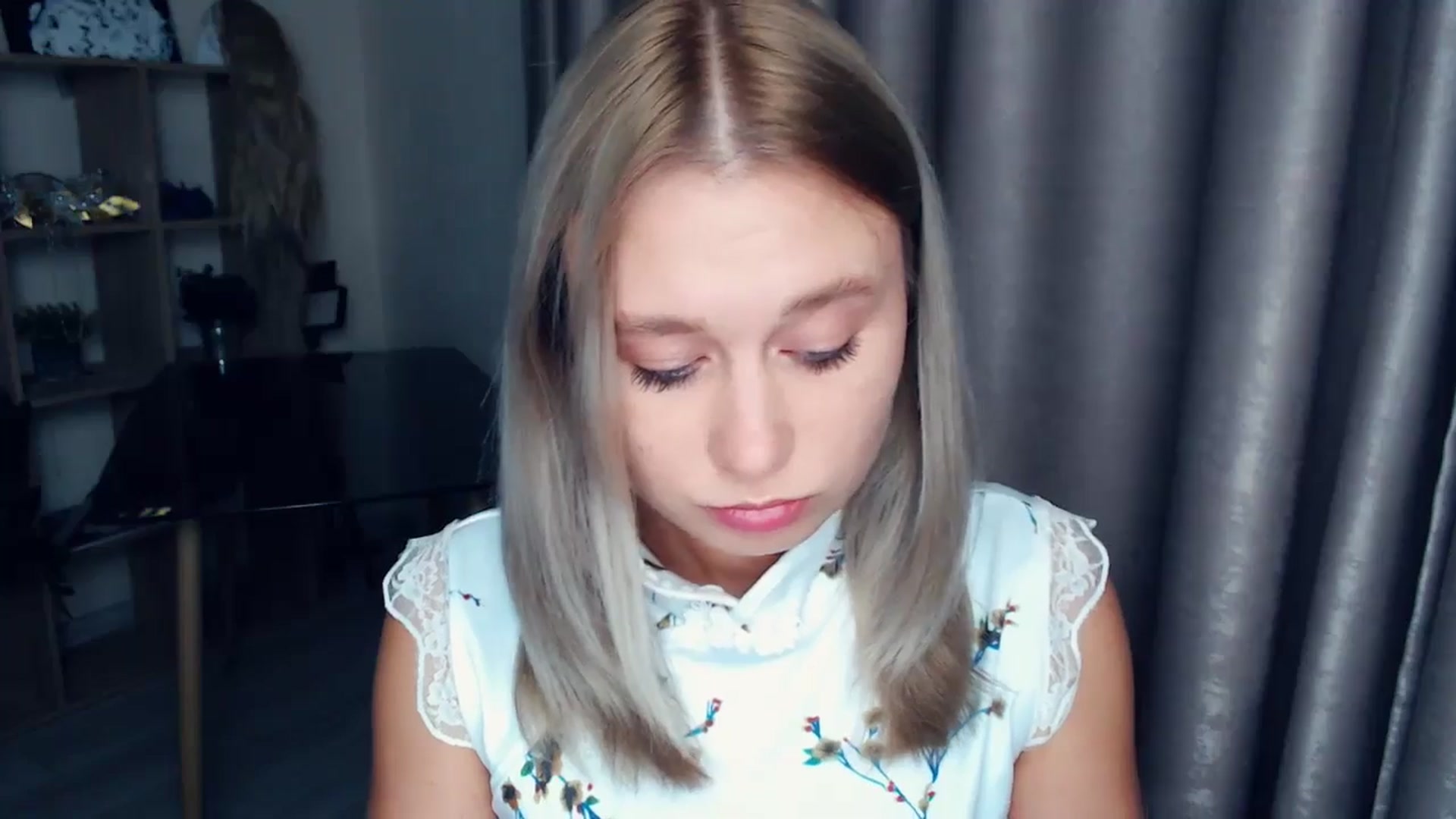 Gallery image thumbnail from Kukla_kolduna's myfreecams stream on, 12/05/2025, 17:07 image 9 of 20