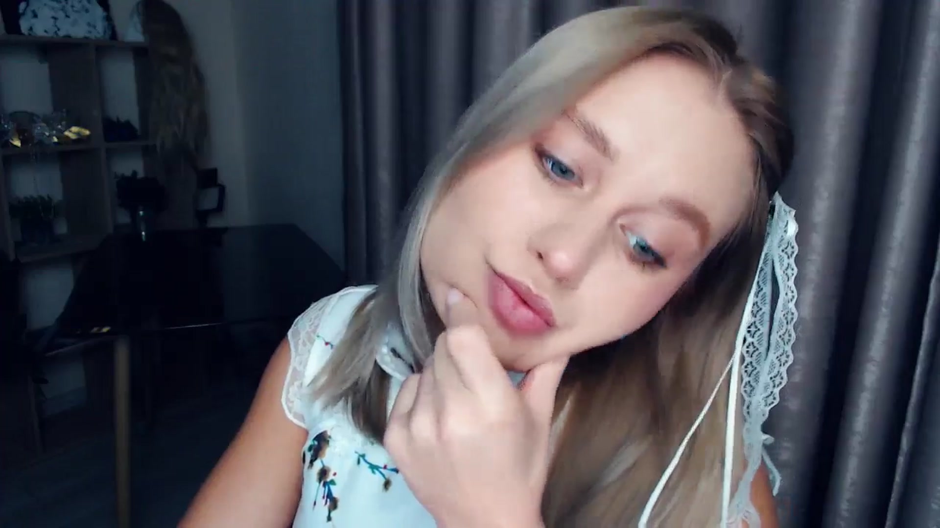 Gallery image thumbnail from Kukla_kolduna's myfreecams stream on, 12/05/2025, 17:07 image 5 of 20