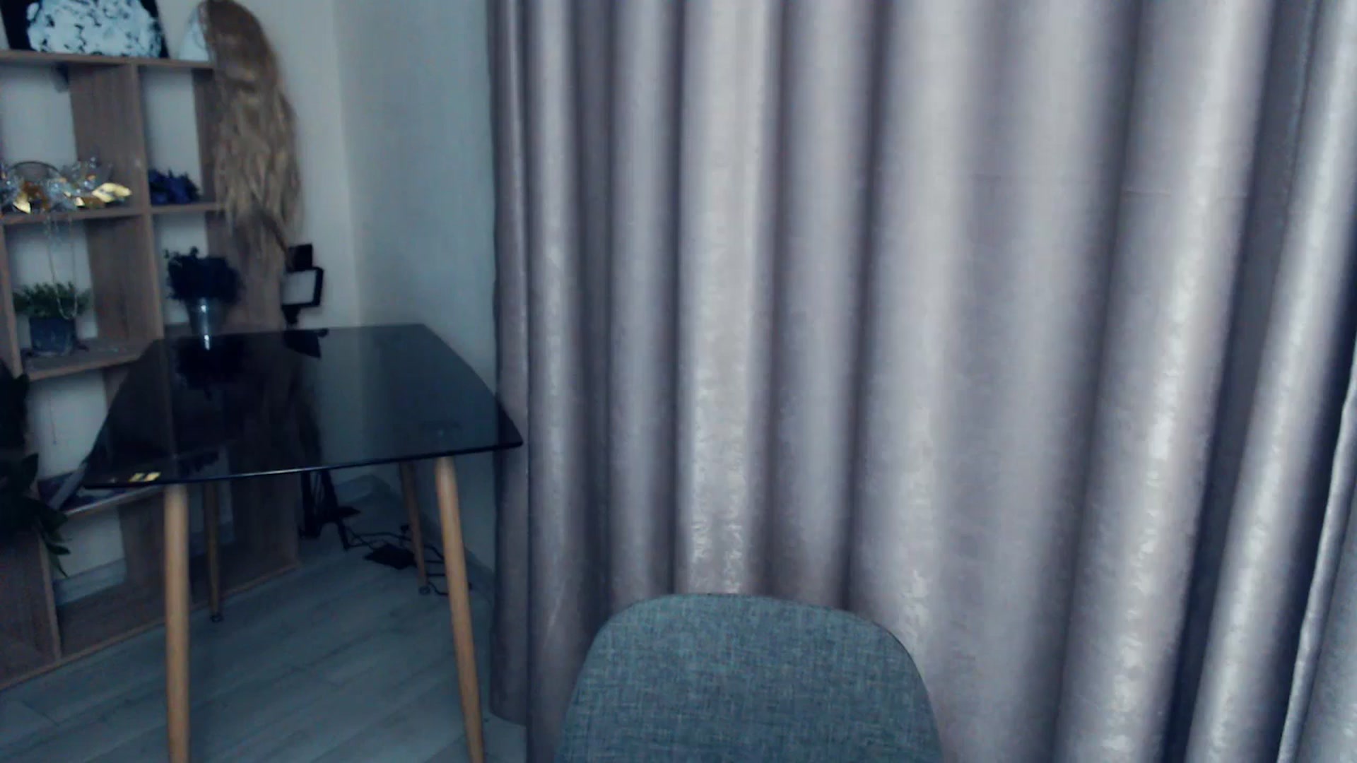 Gallery image thumbnail from Kukla_kolduna's myfreecams stream on, 12/05/2025, 17:07 image 6 of 20