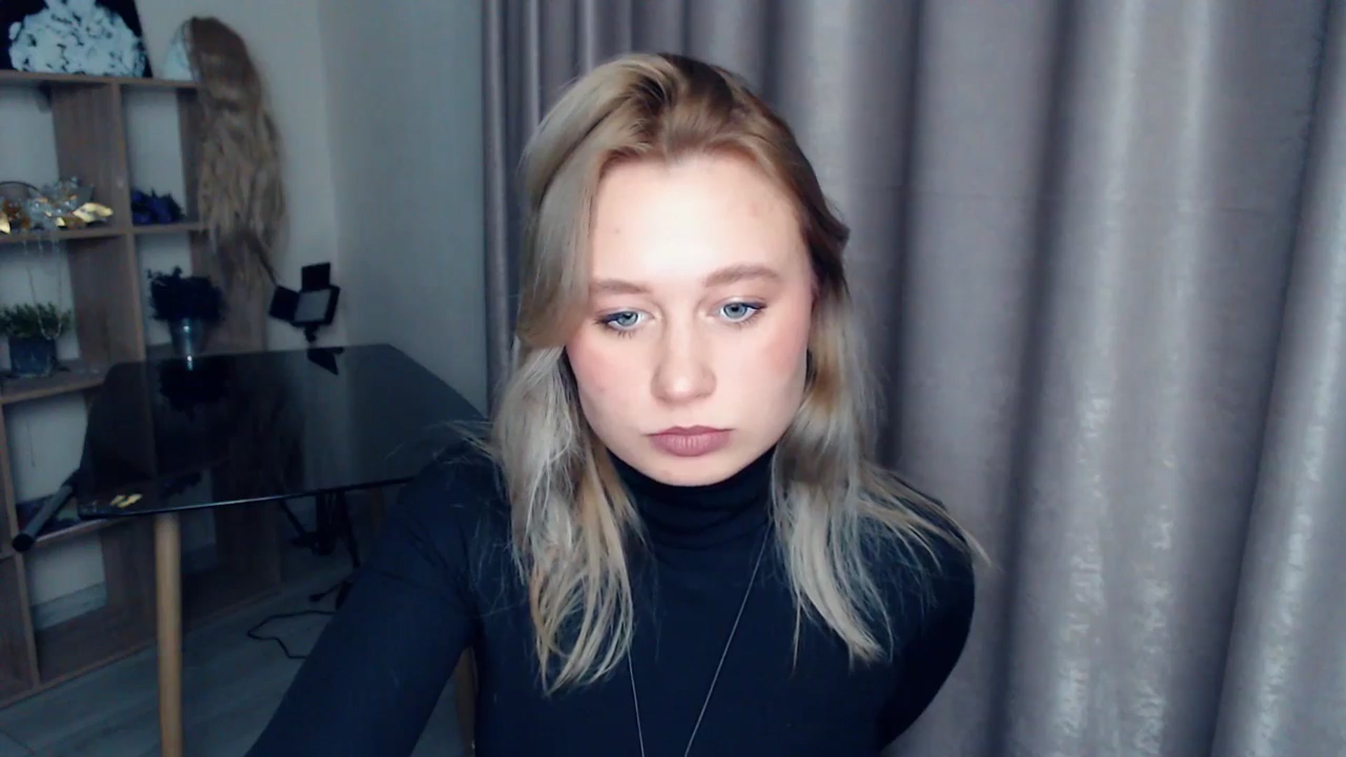 Gallery image thumbnail from Kukla_kolduna's myfreecams stream on, 12/07/2025, 17:51 image 16 of 20