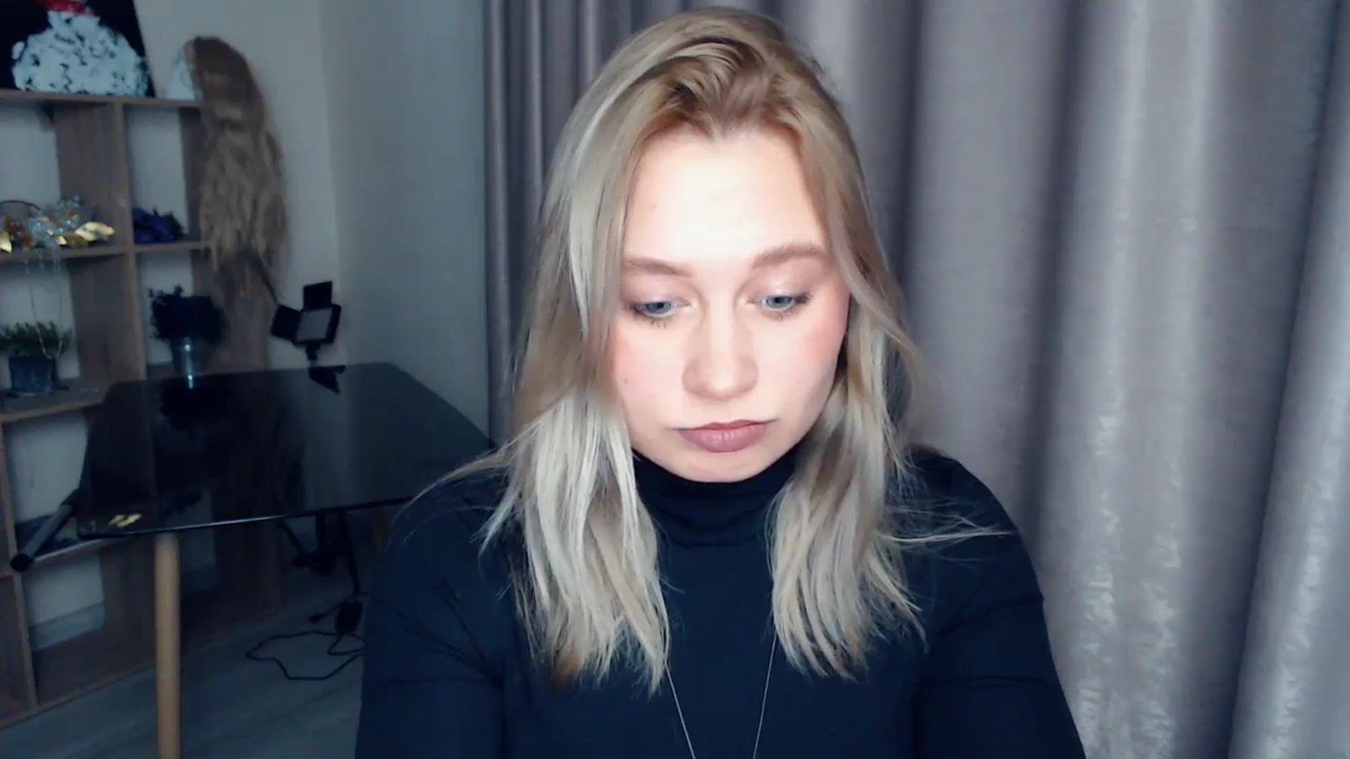 Gallery image thumbnail from Kukla_kolduna's myfreecams stream on, 12/07/2025, 17:51 image 5 of 20