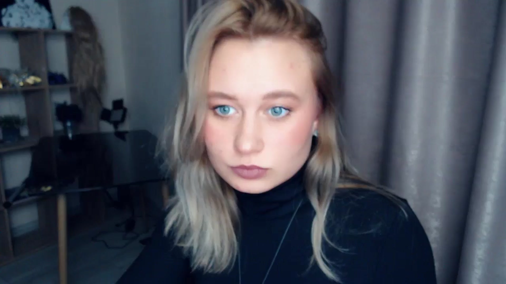 Gallery image thumbnail from Kukla_kolduna's myfreecams stream on, 12/07/2025, 17:51 image 13 of 20
