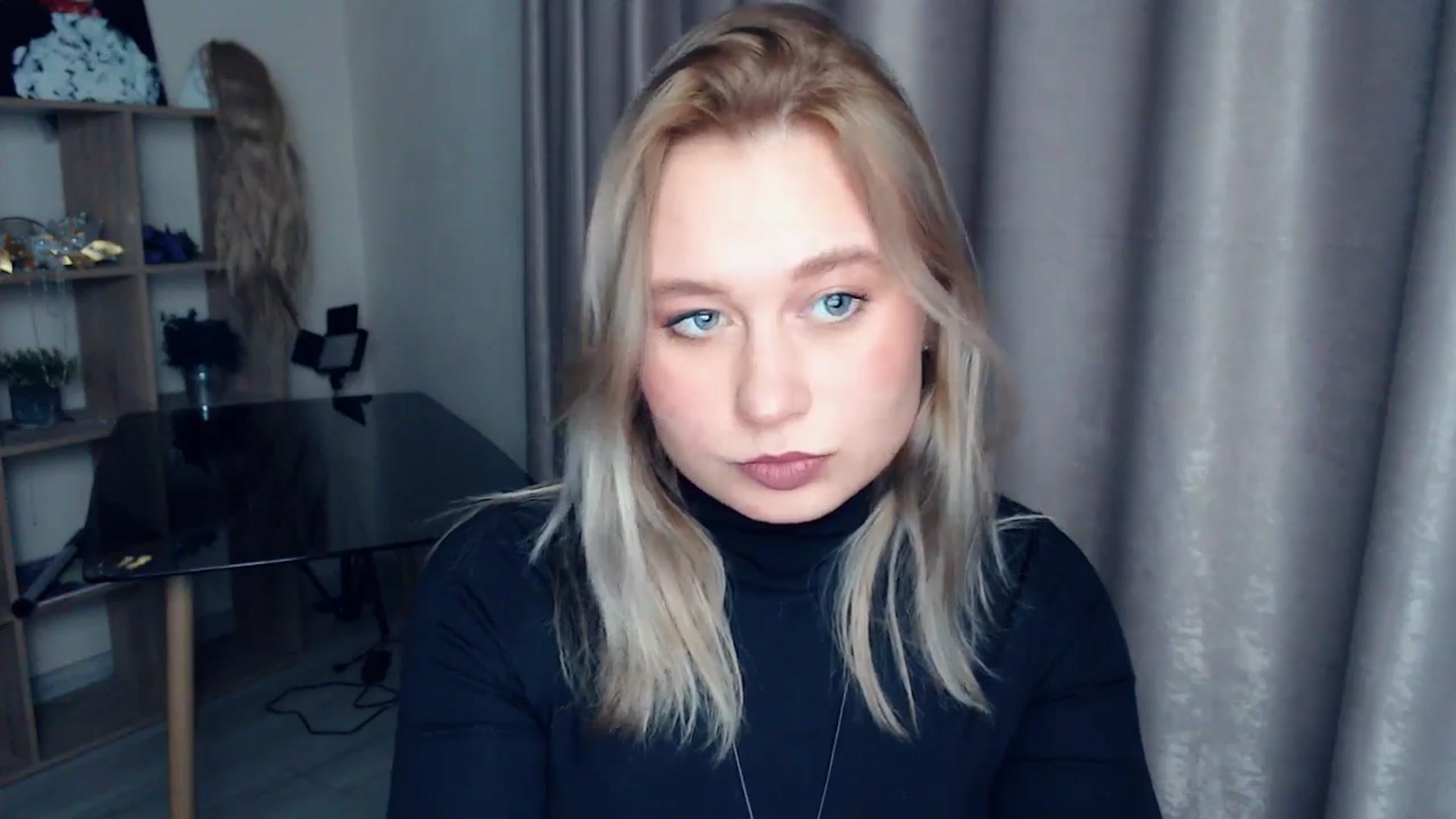 Gallery image thumbnail from Kukla_kolduna's myfreecams stream on, 12/07/2025, 17:51 image 3 of 20