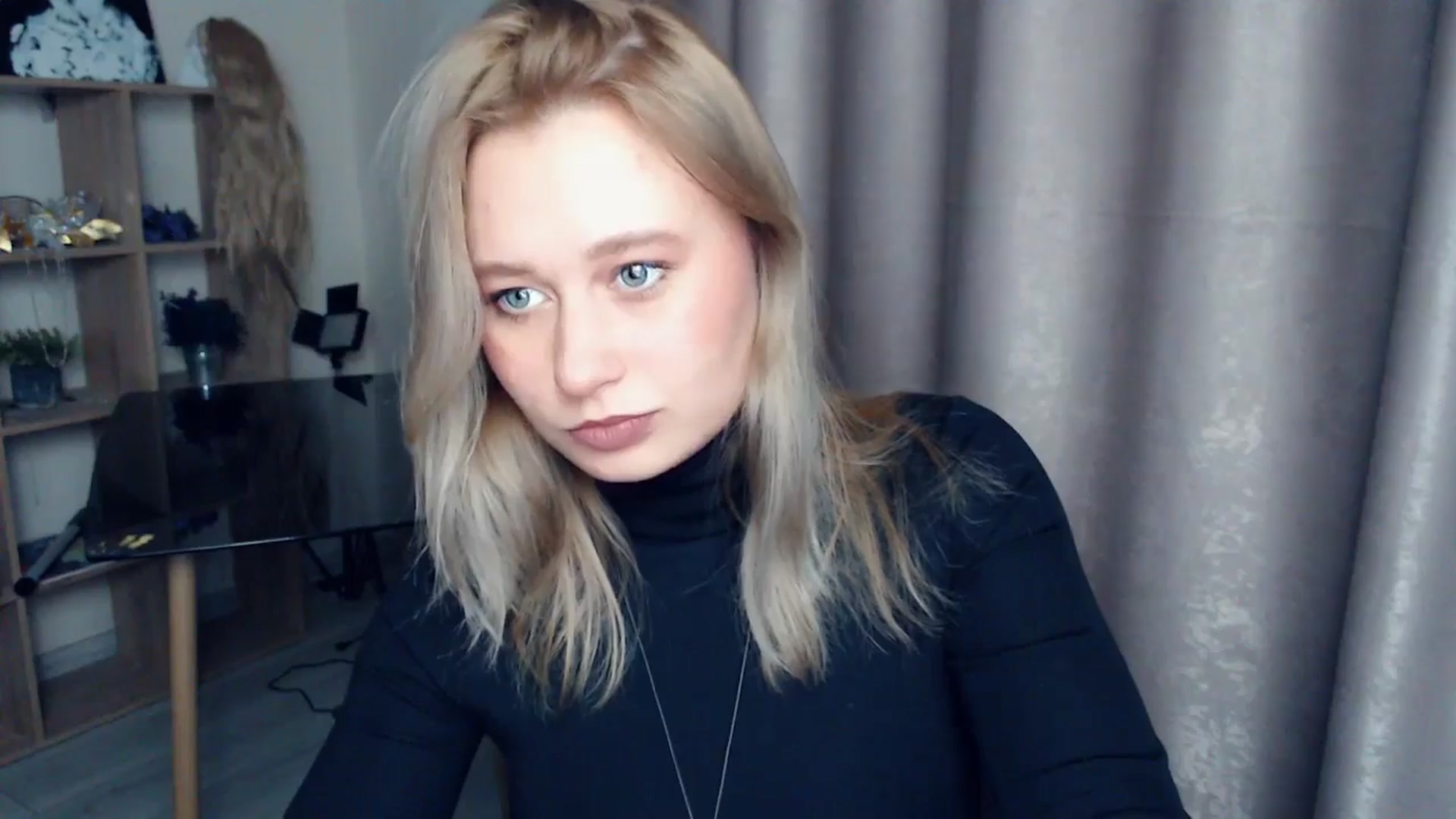 Gallery image thumbnail from Kukla_kolduna's myfreecams stream on, 12/07/2025, 17:51 image 18 of 20