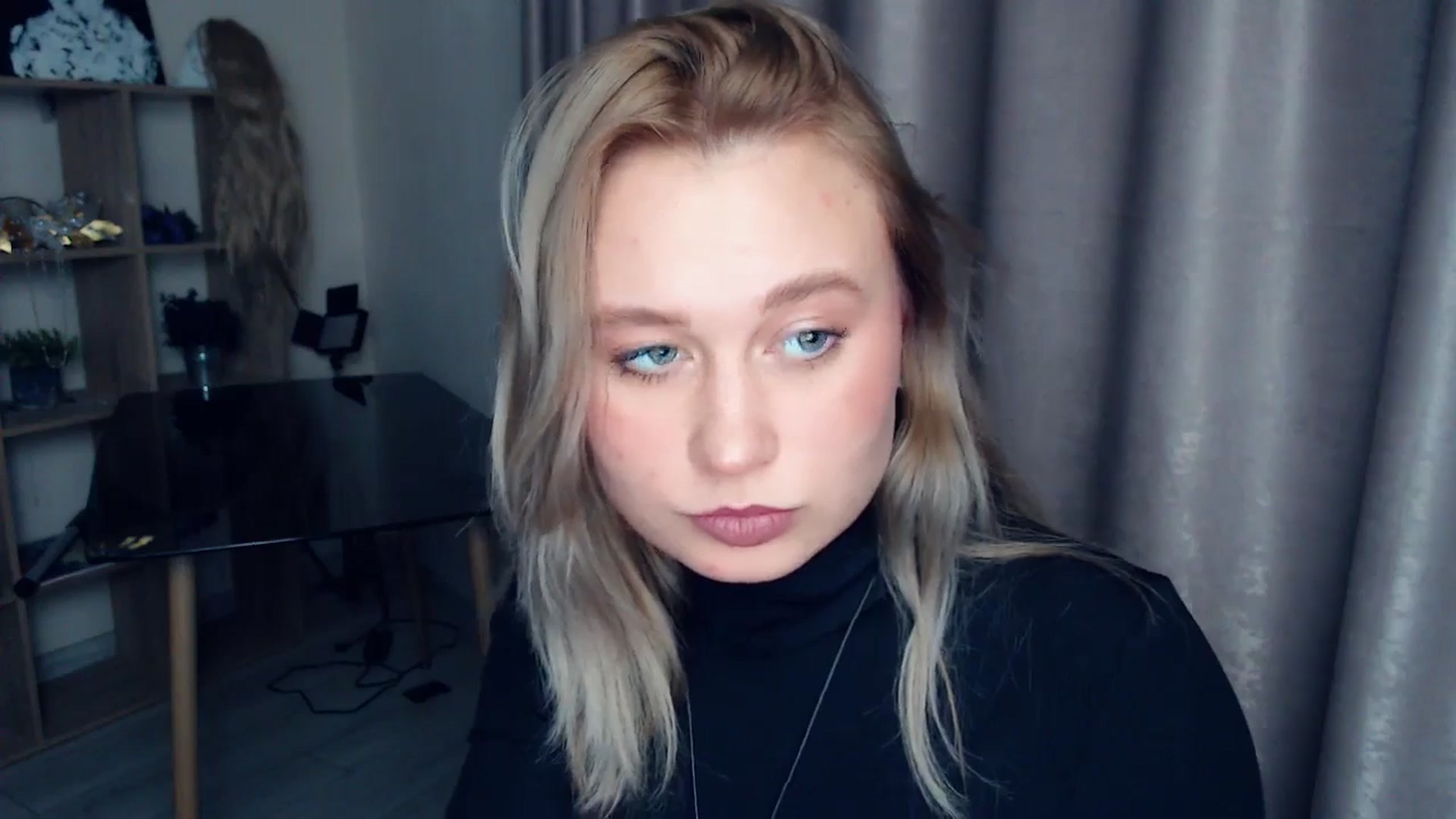 Gallery image thumbnail from Kukla_kolduna's myfreecams stream on, 12/07/2025, 17:51 image 15 of 20