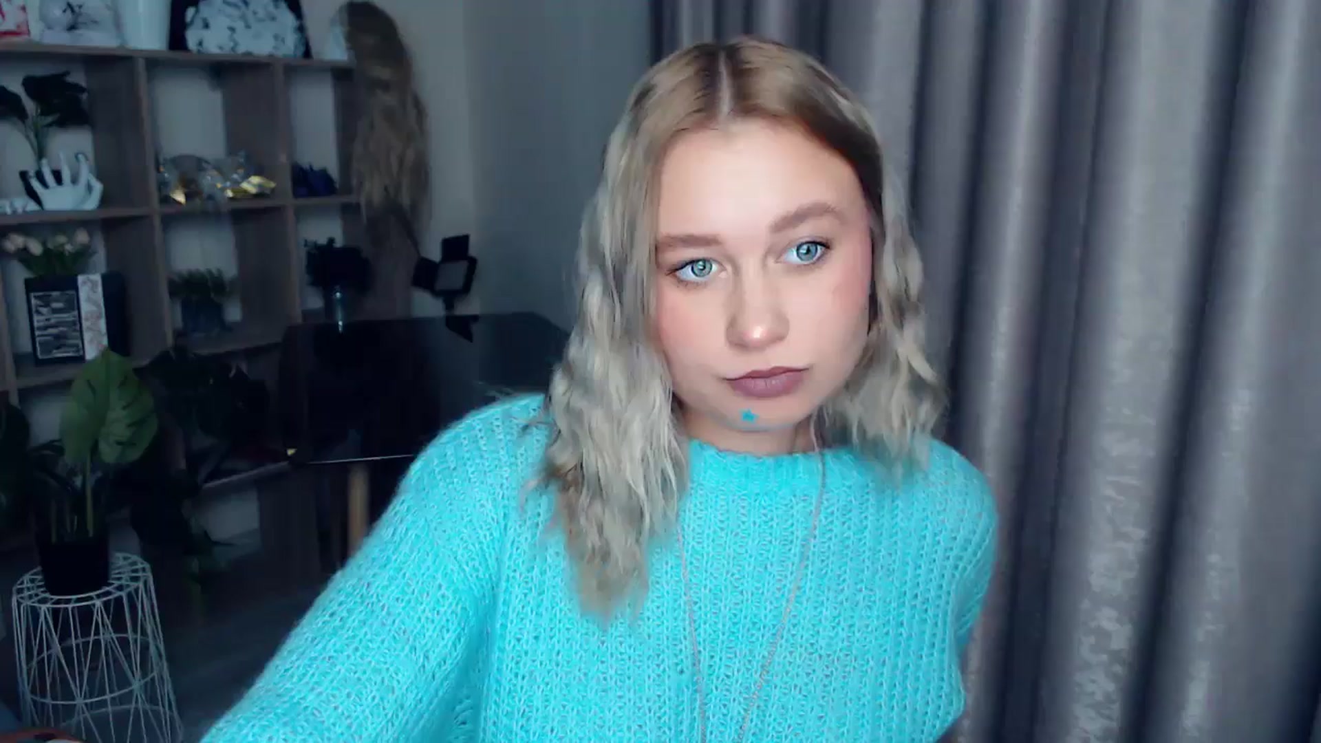 Gallery image thumbnail from Kukla_kolduna's myfreecams stream on, 12/10/2025, 19:00 image 2 of 20