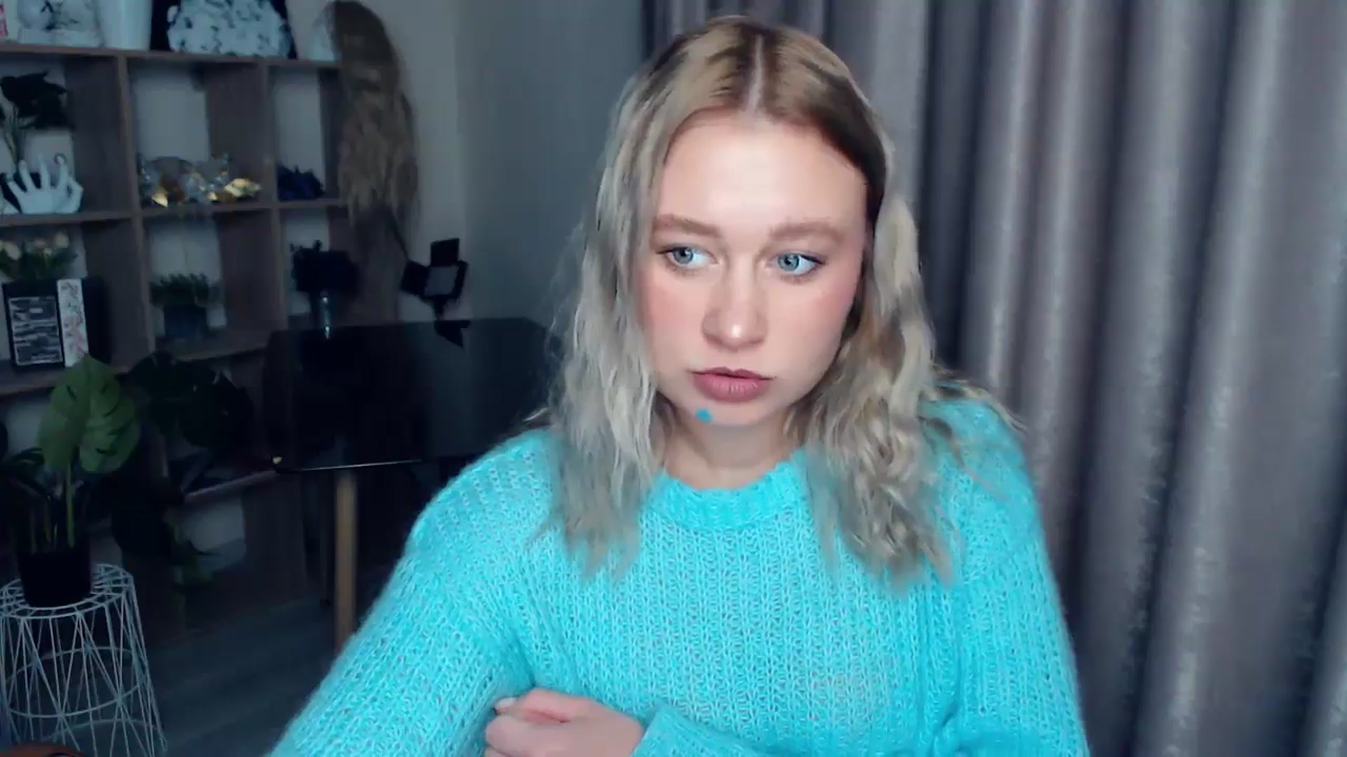 Gallery image thumbnail from Kukla_kolduna's myfreecams stream on, 12/10/2025, 19:00 image 18 of 20