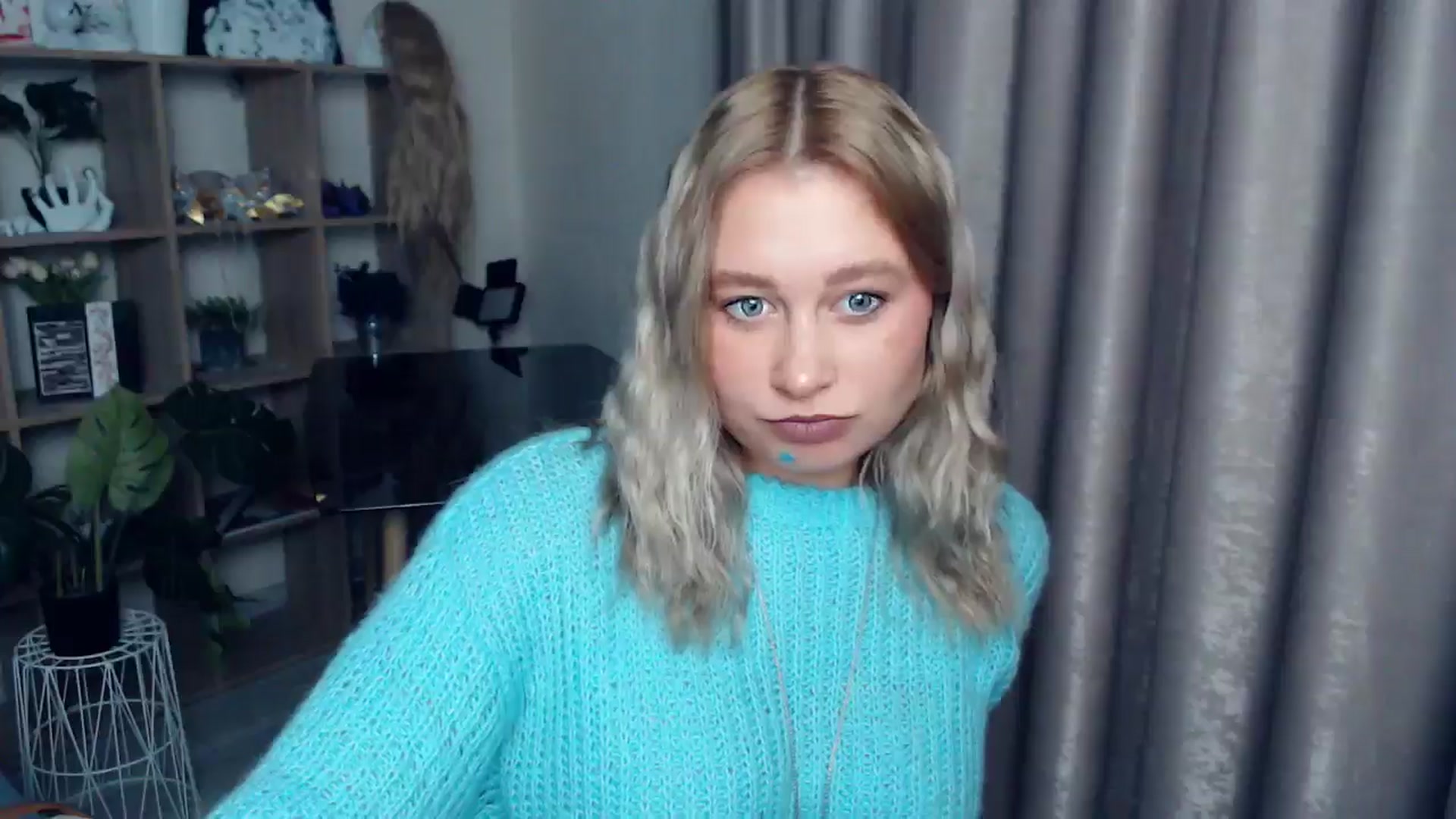 Gallery image thumbnail from Kukla_kolduna's myfreecams stream on, 12/10/2025, 19:00 image 3 of 20