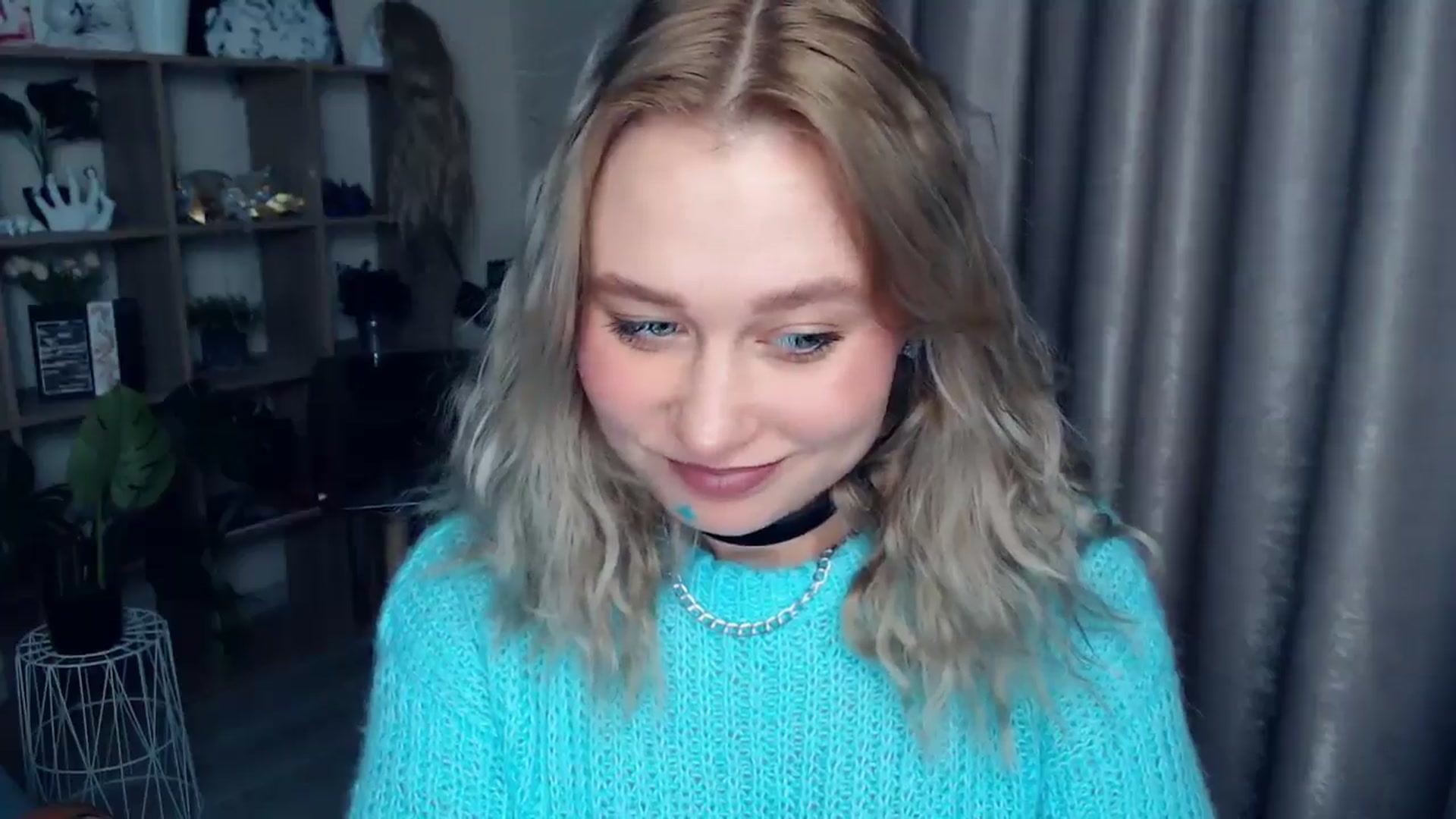 Gallery image thumbnail from Kukla_kolduna's myfreecams stream on, 12/10/2025, 19:00 image 11 of 20