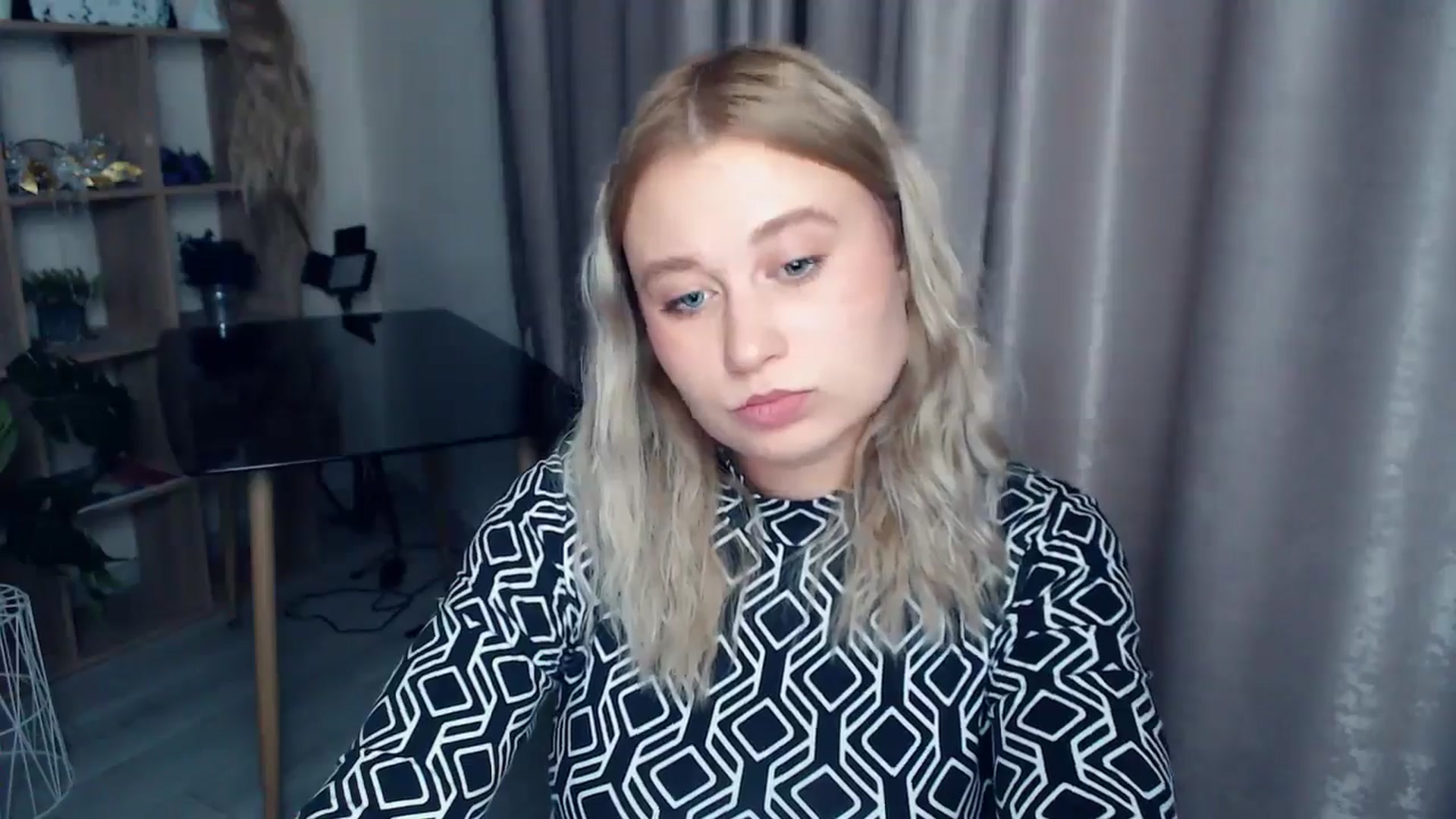 Gallery image thumbnail from Kukla_kolduna's myfreecams stream on, 12/11/2025, 19:06 image 12 of 20