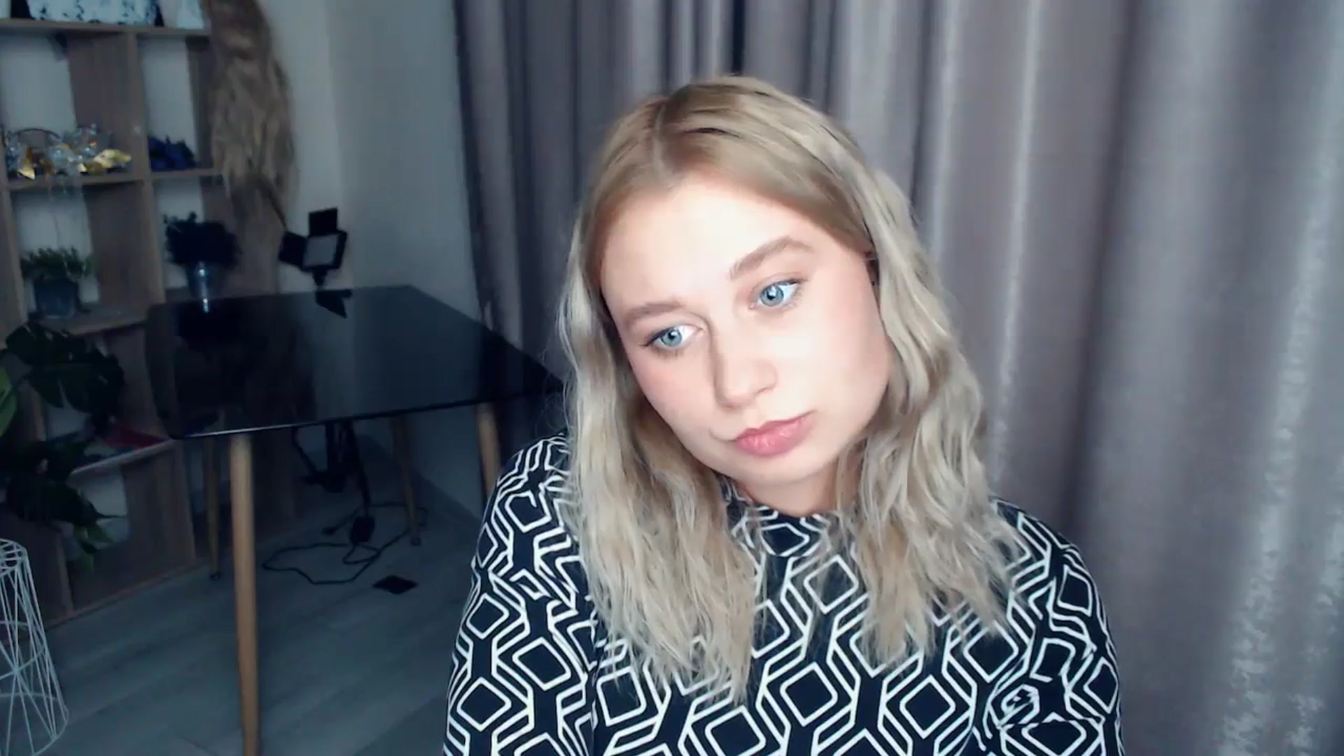 Gallery image thumbnail from Kukla_kolduna's myfreecams stream on, 12/11/2025, 19:06 image 18 of 20