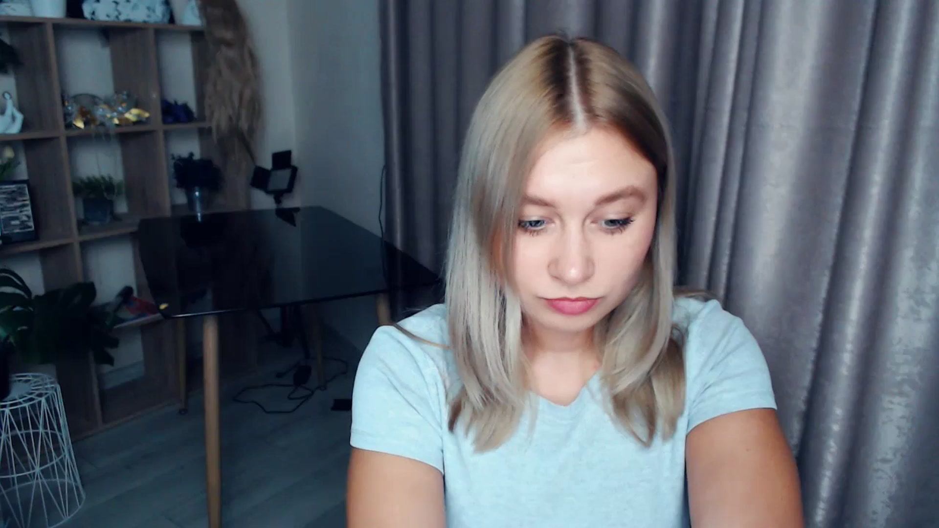 Gallery image thumbnail from Kukla_kolduna's myfreecams stream on, 12/12/2025, 16:30 image 1 of 20