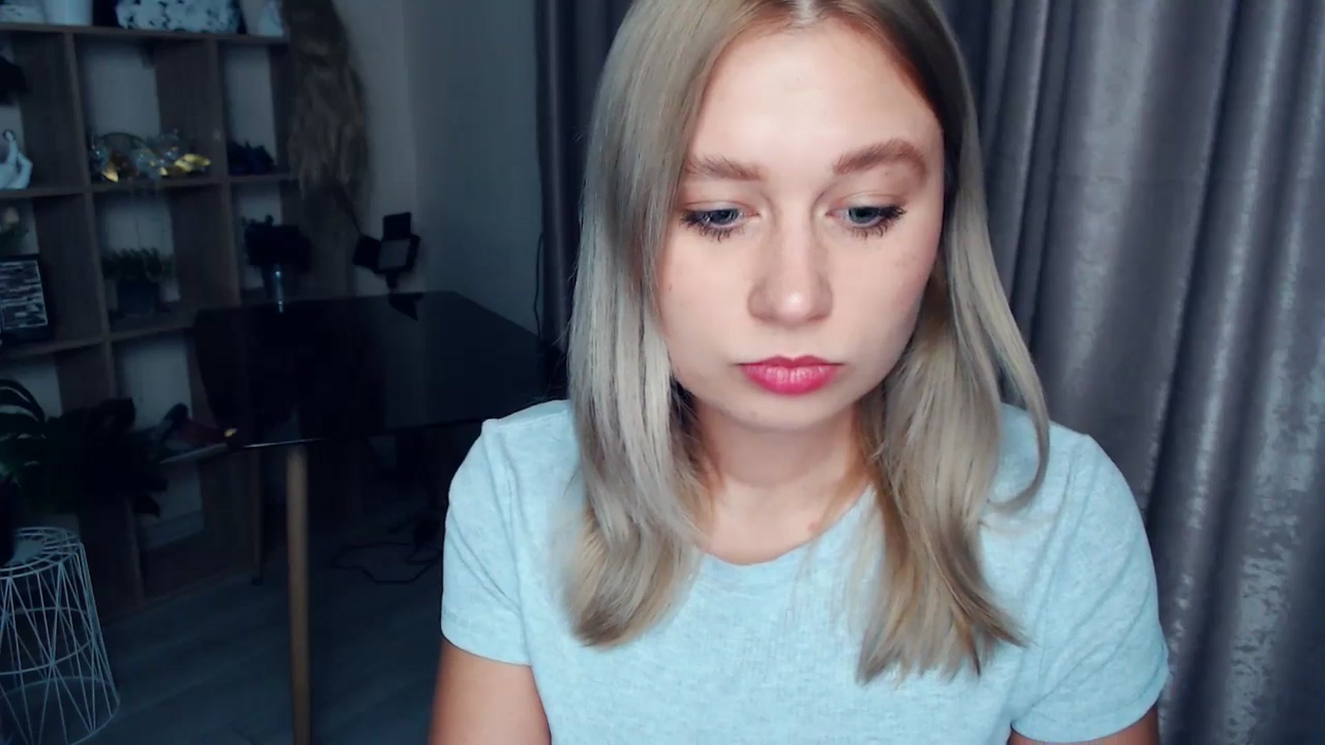 Gallery image thumbnail from Kukla_kolduna's myfreecams stream on, 12/12/2025, 16:30 image 14 of 20