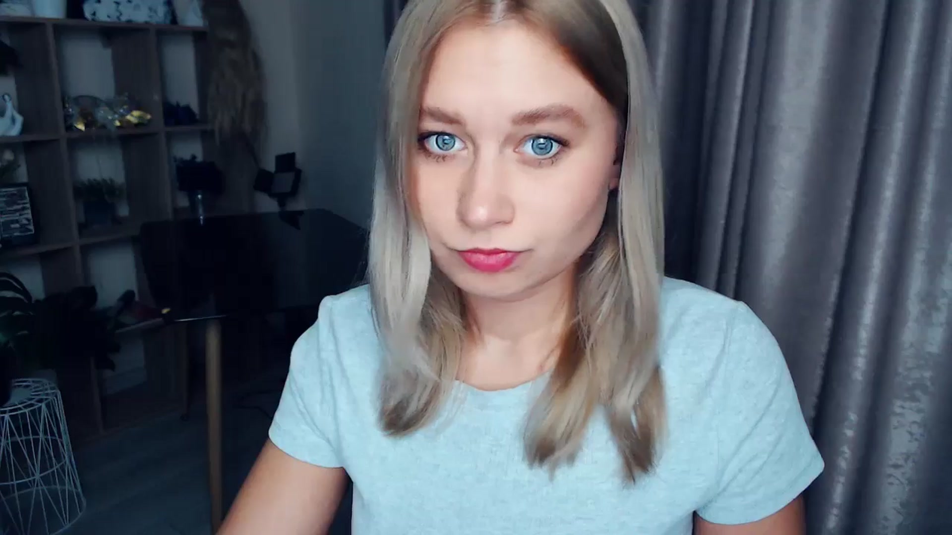 Gallery image thumbnail from Kukla_kolduna's myfreecams stream on, 12/12/2025, 16:30 image 19 of 20