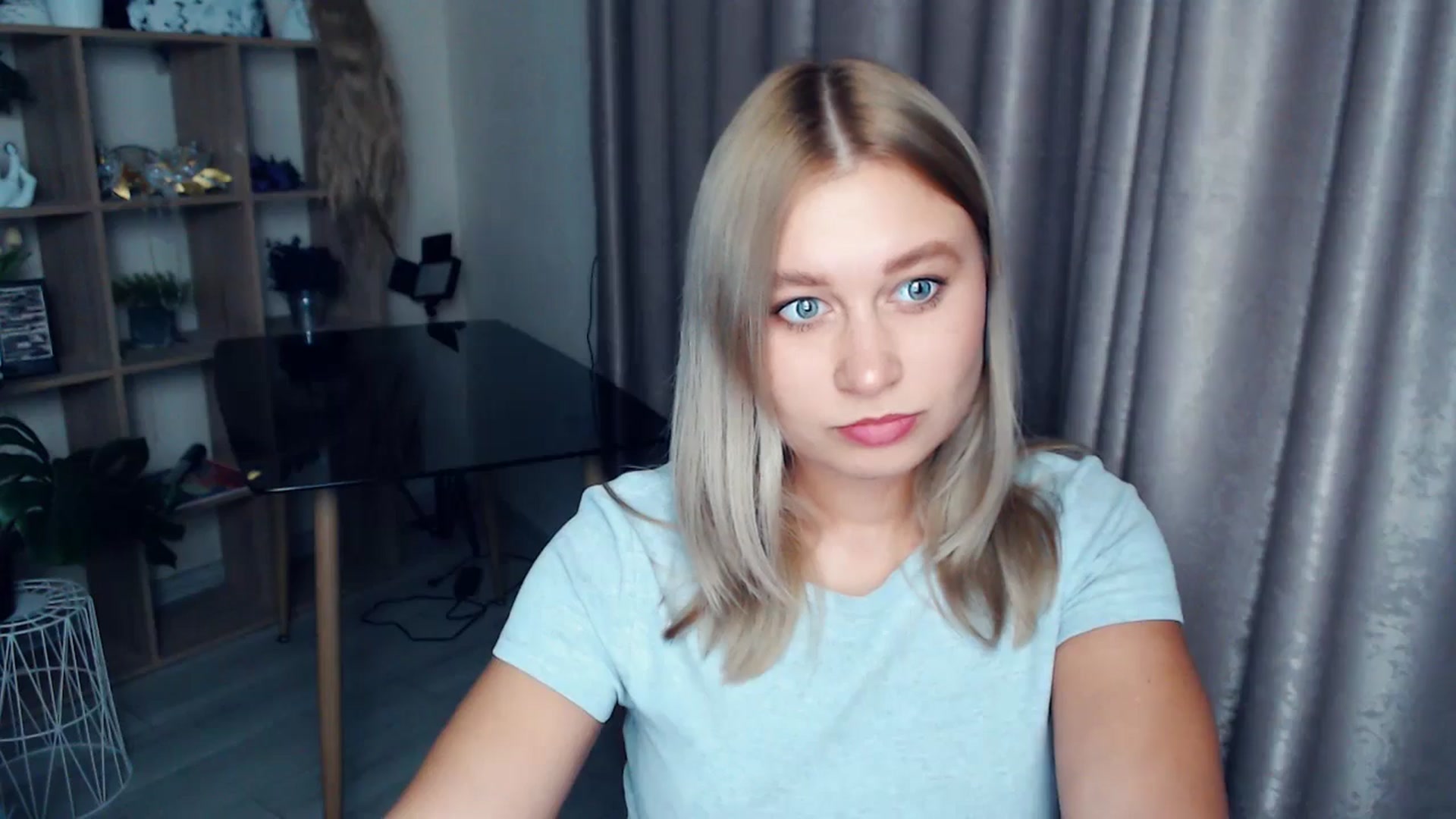 Gallery image thumbnail from Kukla_kolduna's myfreecams stream on, 12/12/2025, 16:30 image 2 of 20