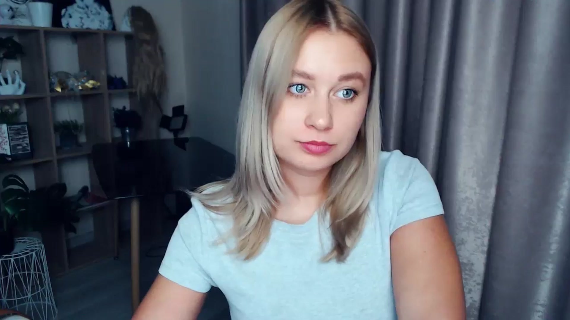 Gallery image thumbnail from Kukla_kolduna's myfreecams stream on, 12/12/2025, 19:06 image 20 of 20