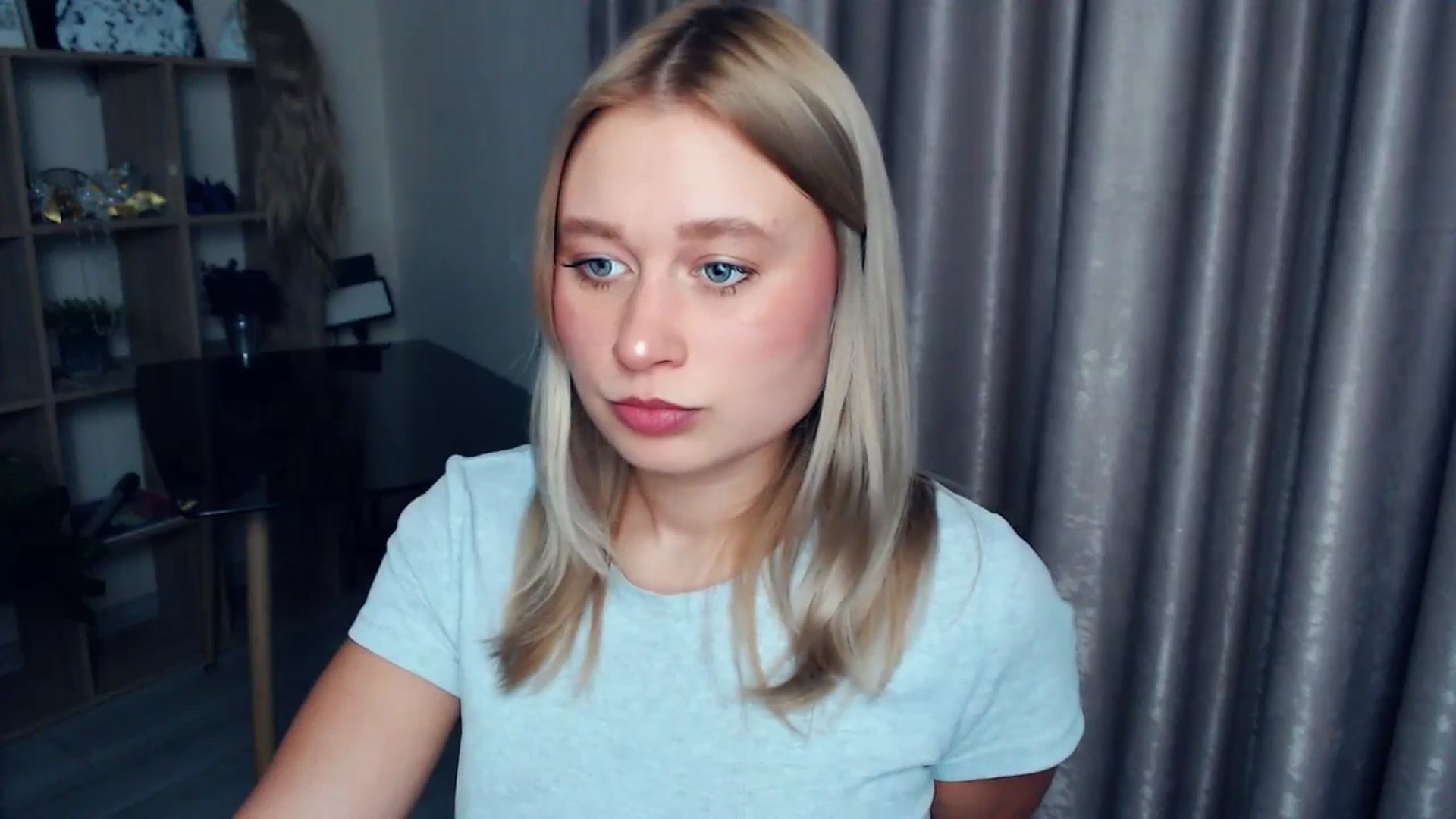 Gallery image thumbnail from Kukla_kolduna's myfreecams stream on, 12/18/2025, 17:11 image 8 of 20