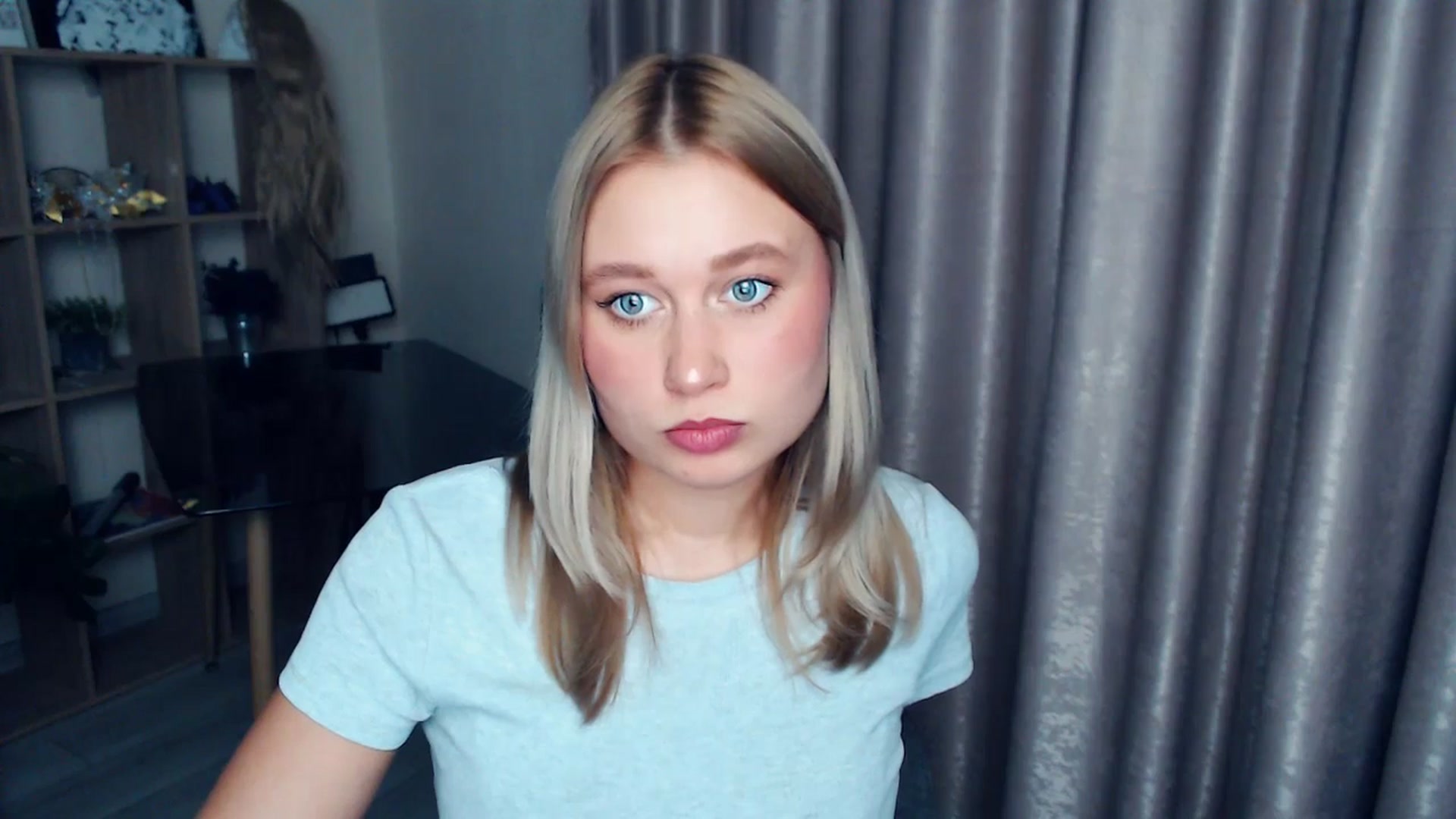 Gallery image thumbnail from Kukla_kolduna's myfreecams stream on, 12/18/2025, 17:11 image 17 of 20