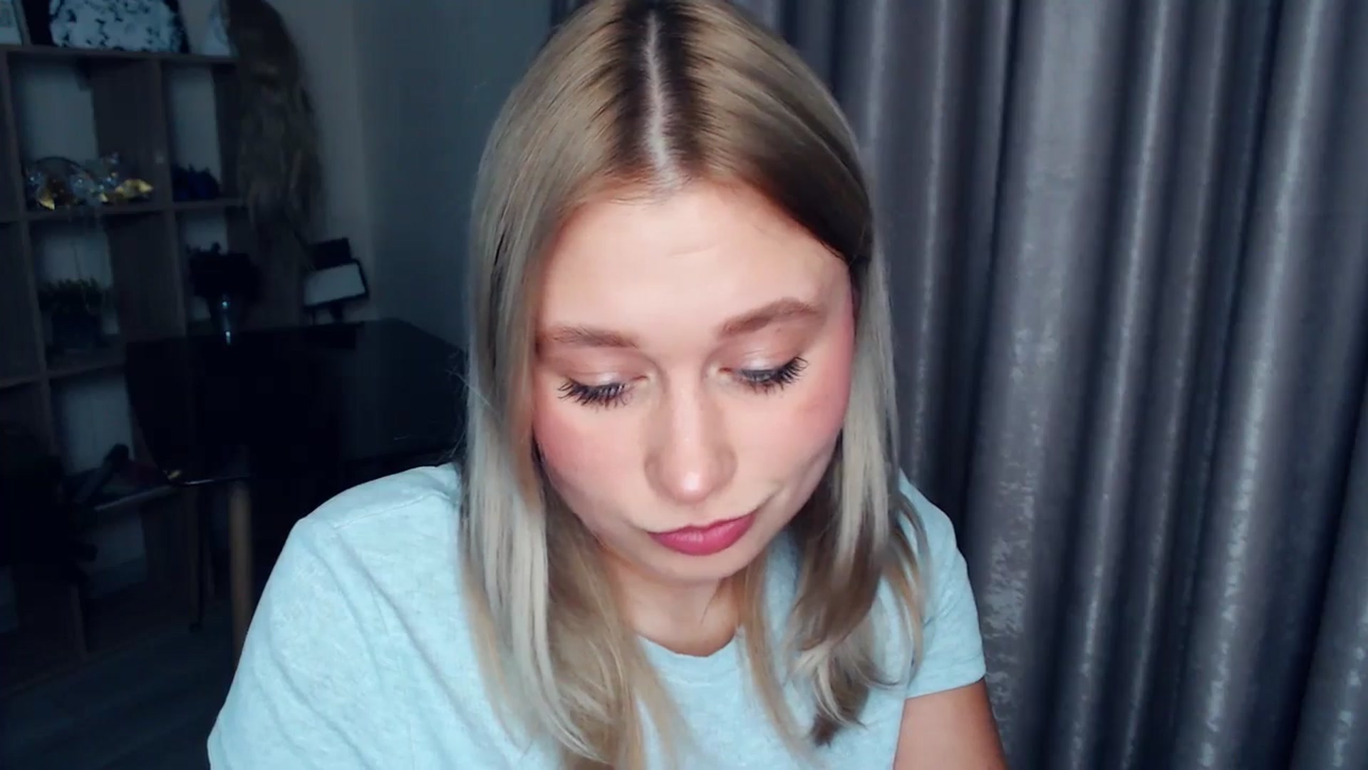 Gallery image thumbnail from Kukla_kolduna's myfreecams stream on, 12/18/2025, 17:11 image 11 of 20