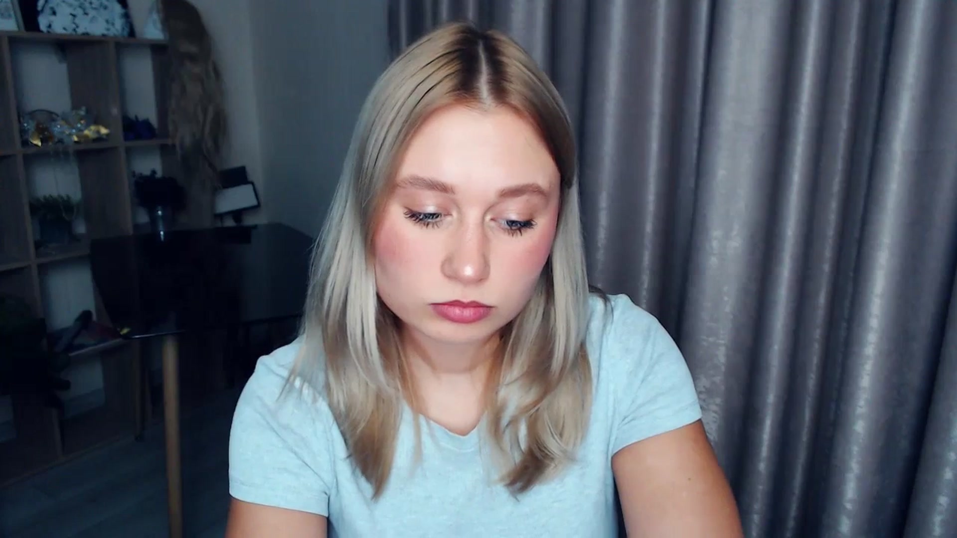 Gallery image thumbnail from Kukla_kolduna's myfreecams stream on, 12/18/2025, 17:11 image 15 of 20