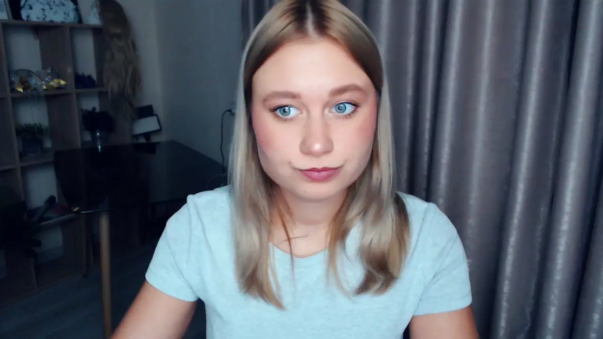 Gallery image thumbnail from Kukla_kolduna's myfreecams stream on, 12/18/2025, 18:14 image 8 of 20