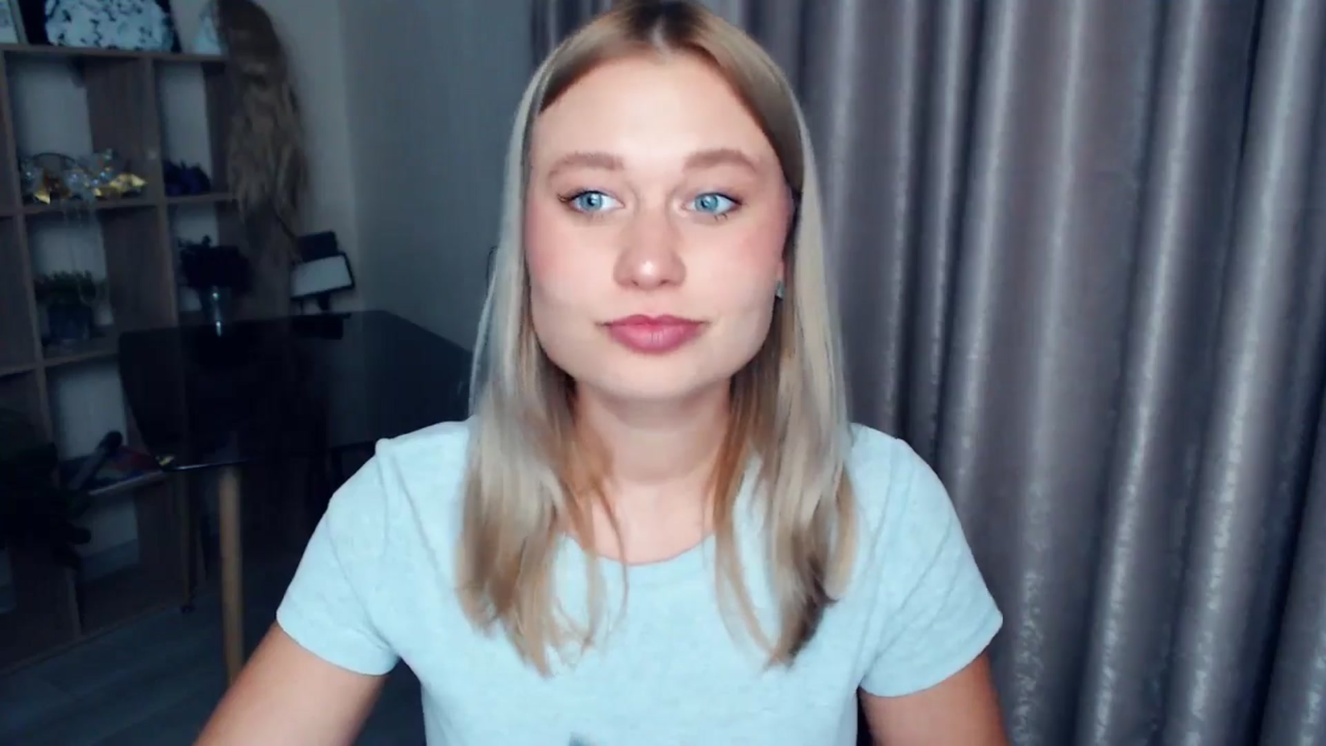 Gallery image thumbnail from Kukla_kolduna's myfreecams stream on, 12/18/2025, 18:14 image 5 of 20