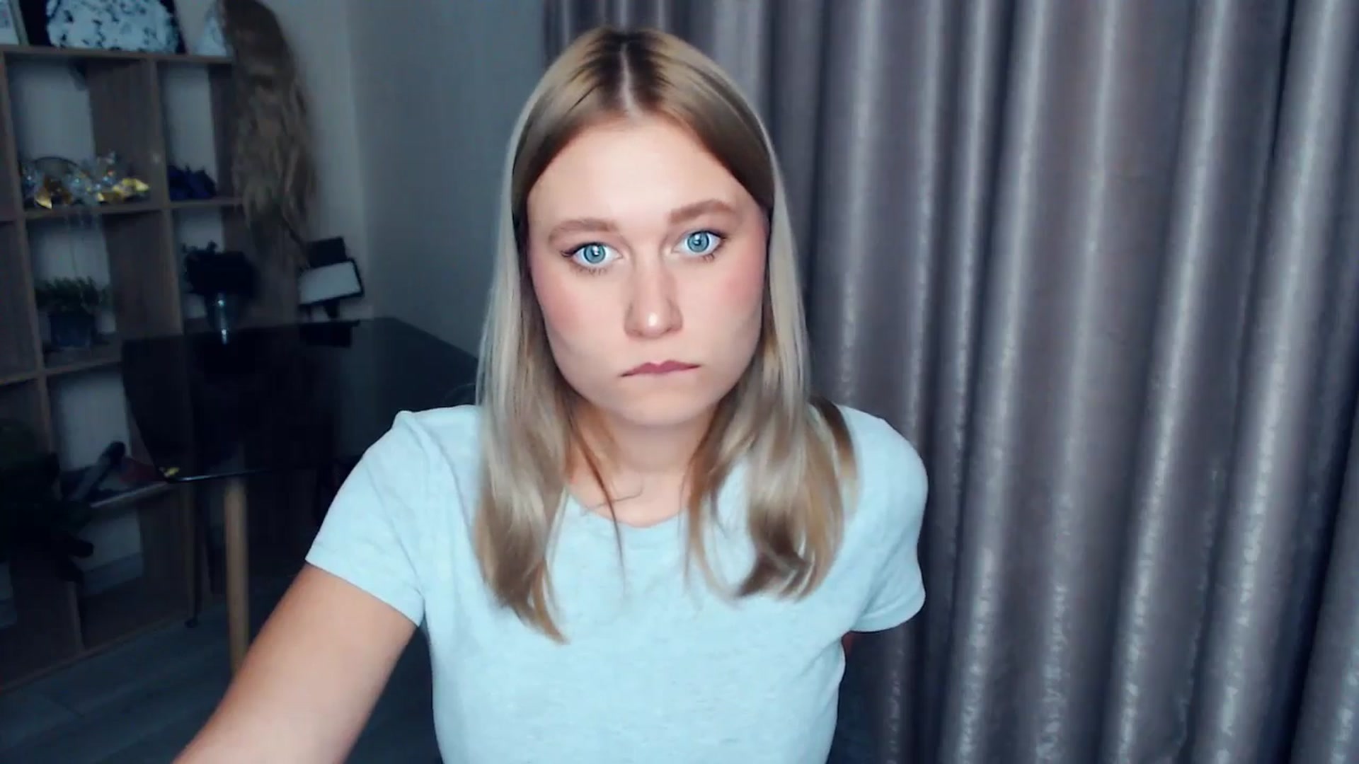 Gallery image thumbnail from Kukla_kolduna's myfreecams stream on, 12/18/2025, 18:14 image 10 of 20