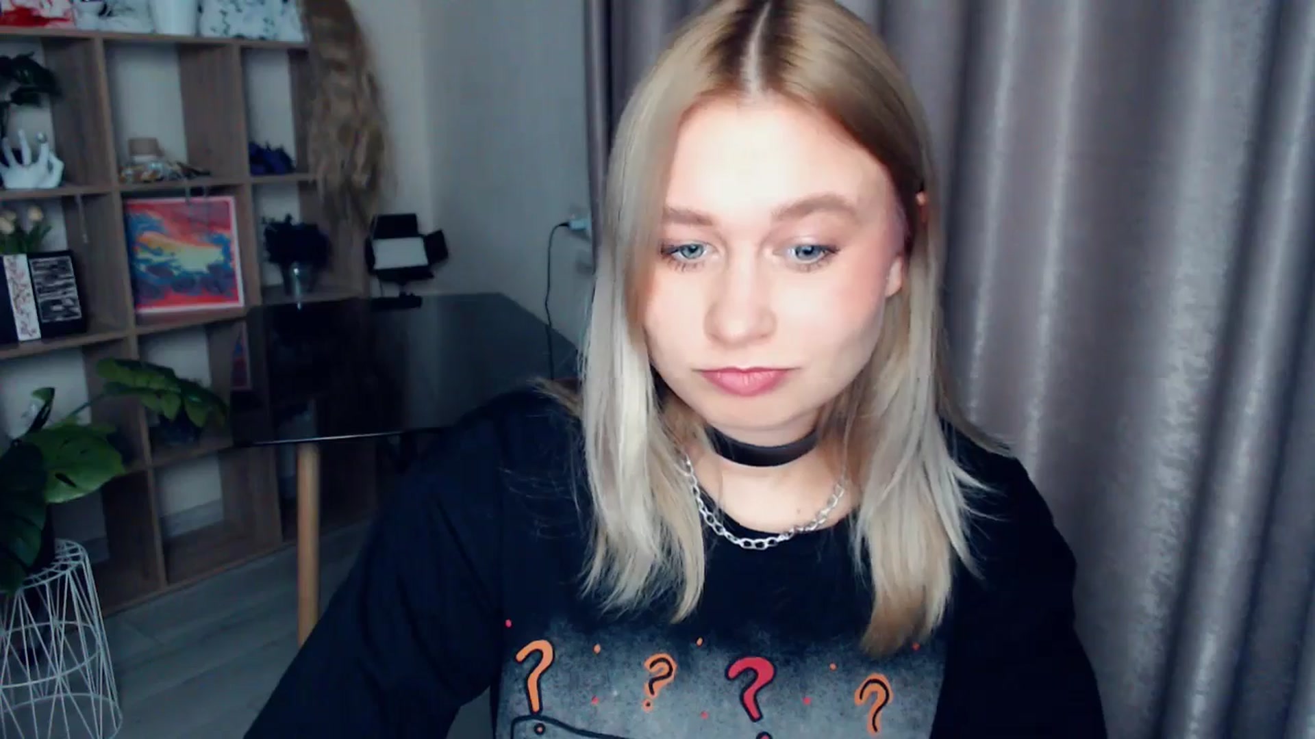 Gallery image thumbnail from Kukla_kolduna's myfreecams stream on, 12/19/2025, 17:03 image 10 of 20