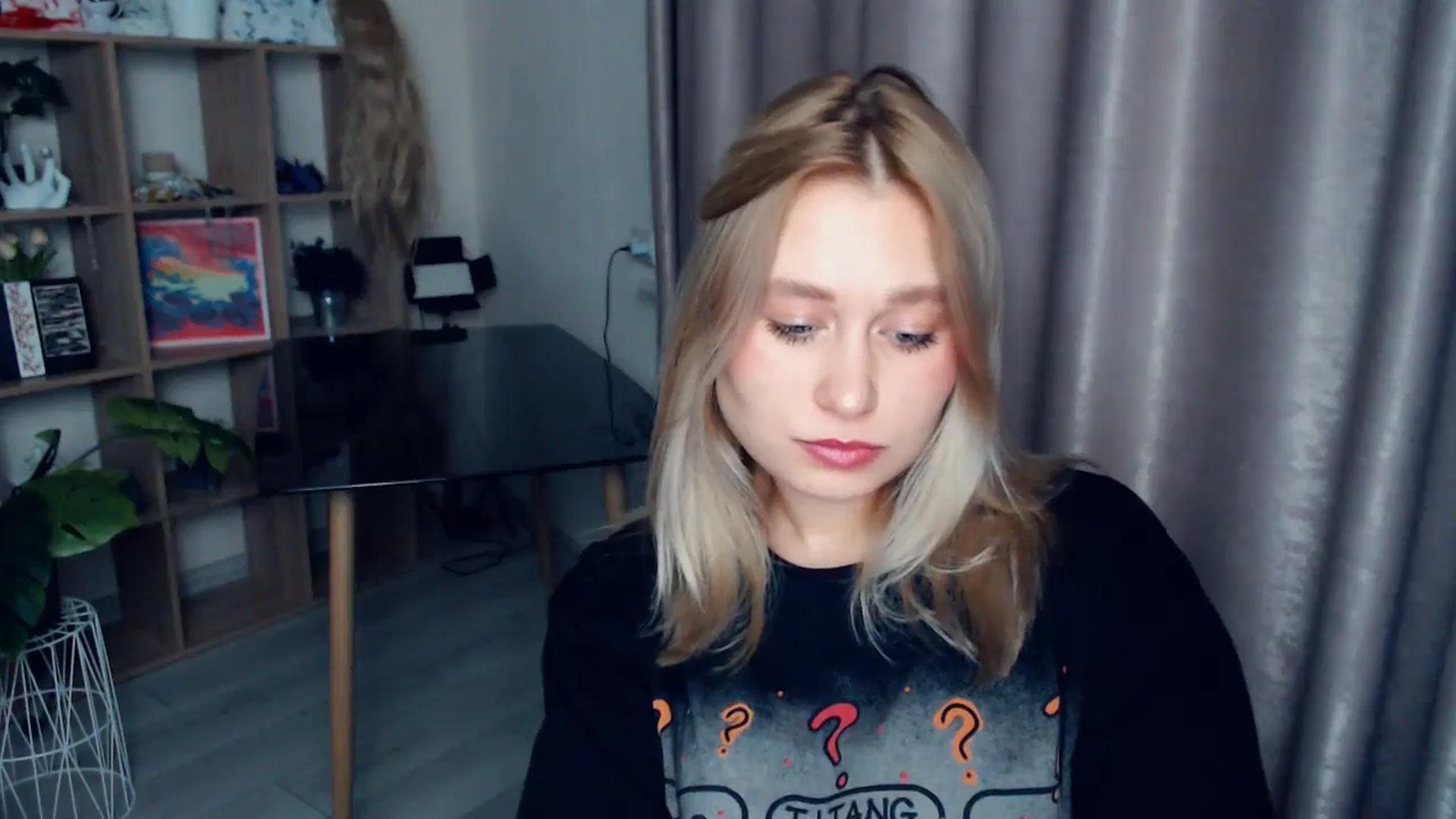 Gallery image thumbnail from Kukla_kolduna's myfreecams stream on, 12/19/2025, 17:03 image 15 of 20