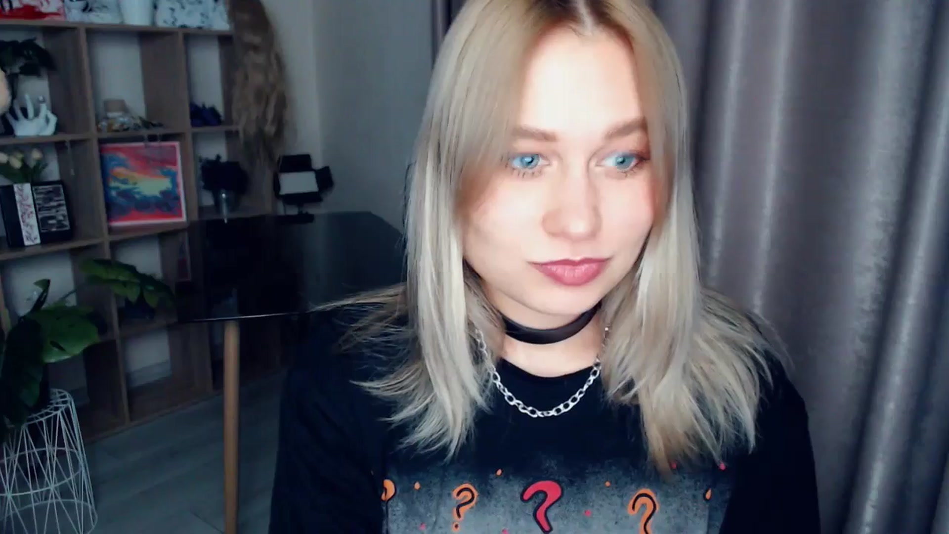 Gallery image thumbnail from Kukla_kolduna's myfreecams stream on, 12/19/2025, 17:03 image 2 of 20