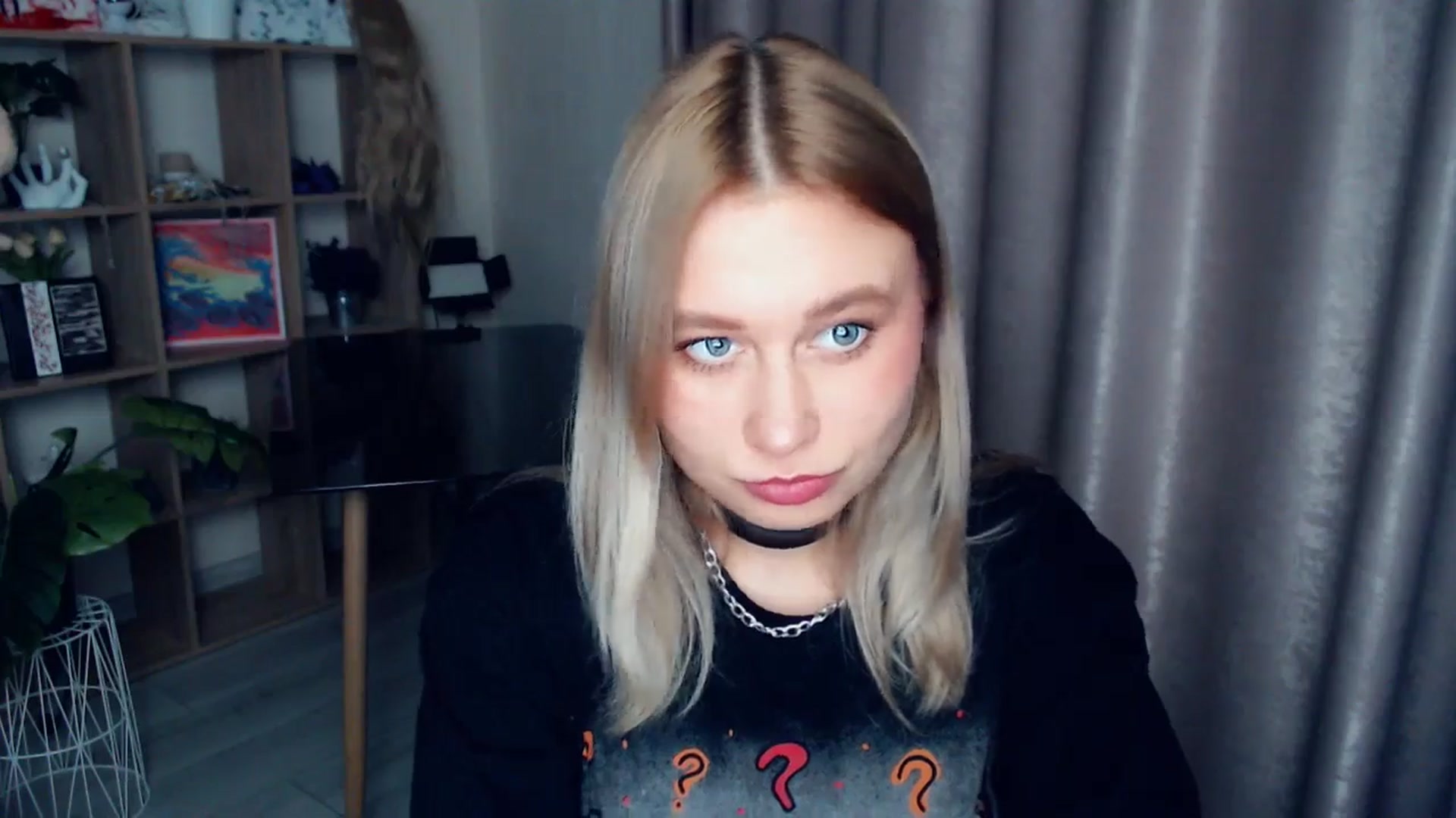 Gallery image thumbnail from Kukla_kolduna's myfreecams stream on, 12/19/2025, 17:03 image 7 of 20