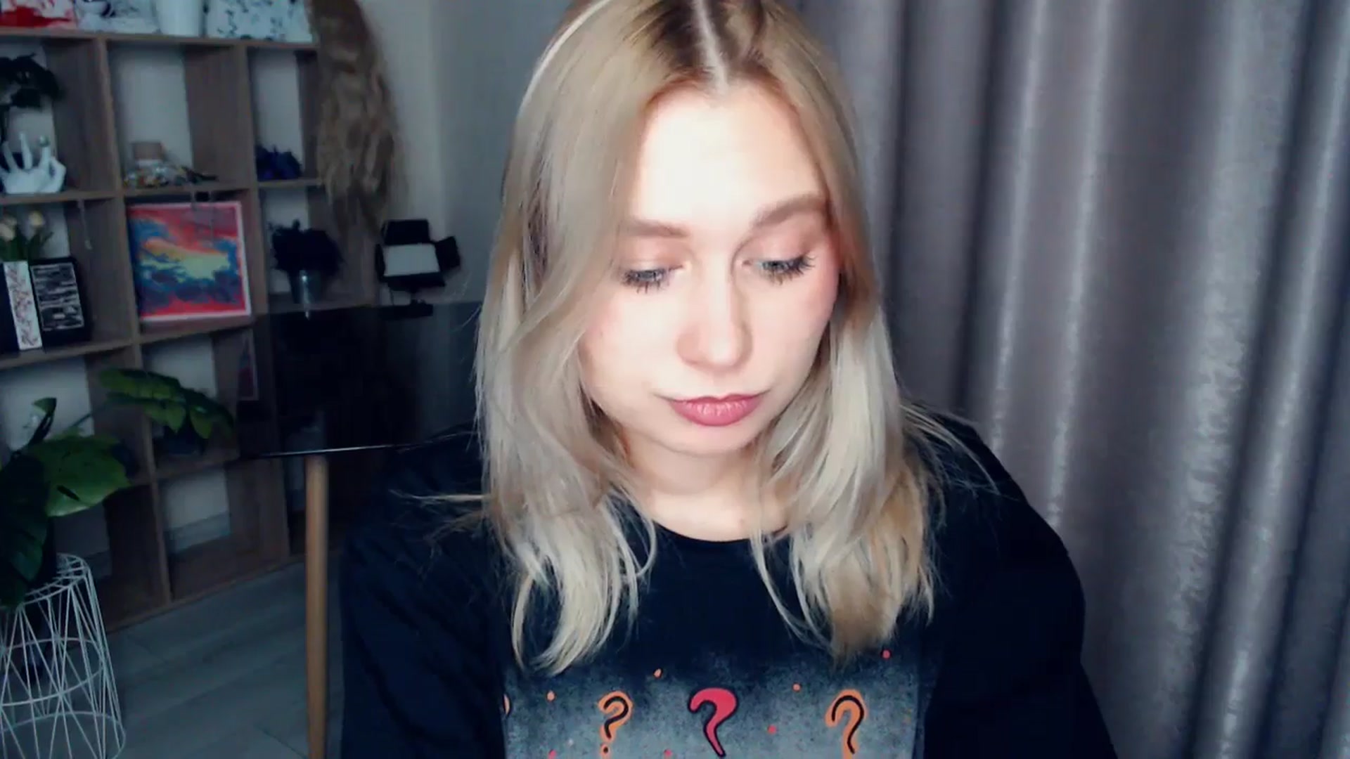 Gallery image thumbnail from Kukla_kolduna's myfreecams stream on, 12/19/2025, 17:03 image 13 of 20