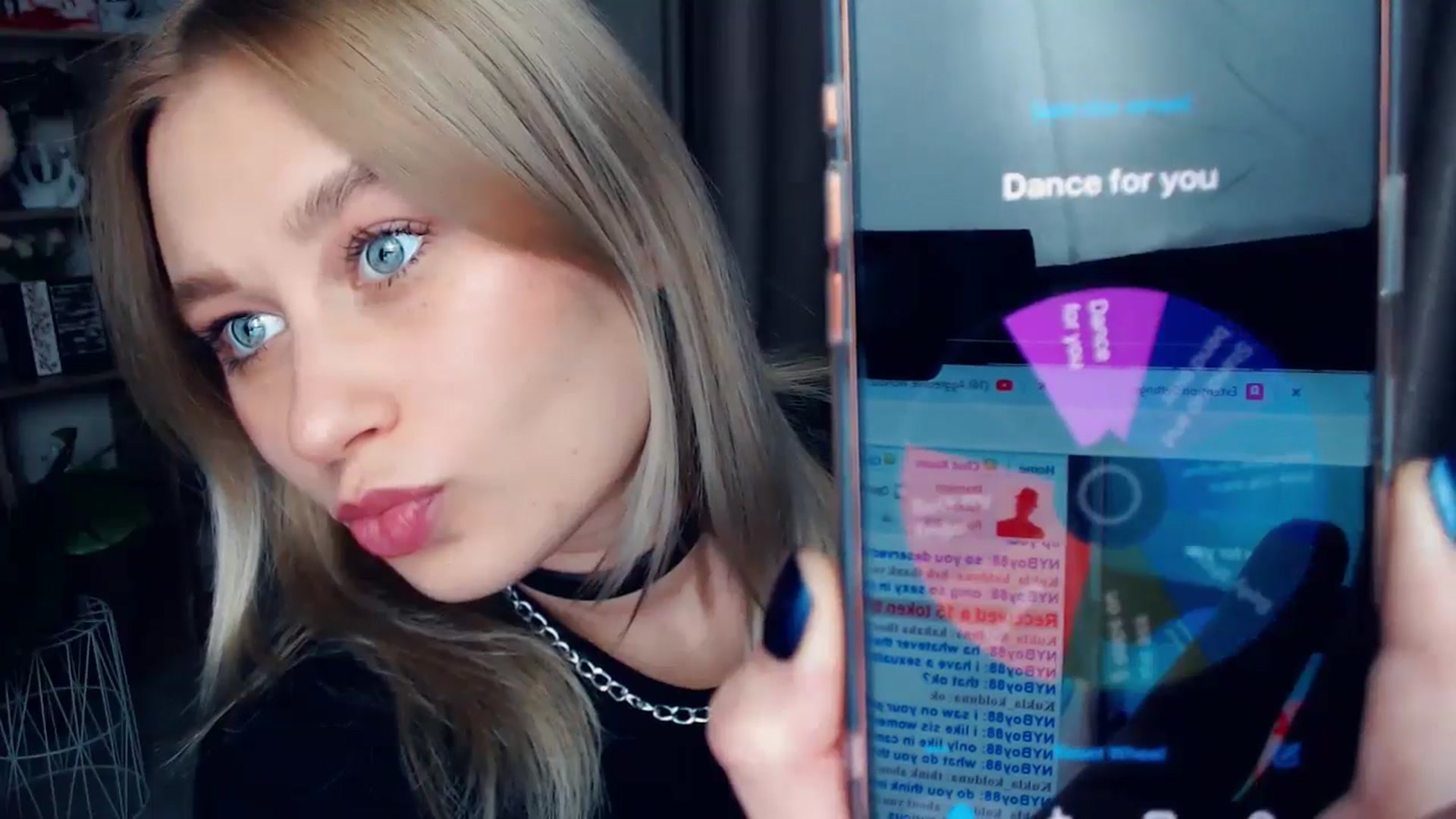 Gallery image thumbnail from Kukla_kolduna's myfreecams stream on, 12/19/2025, 17:03 image 3 of 20
