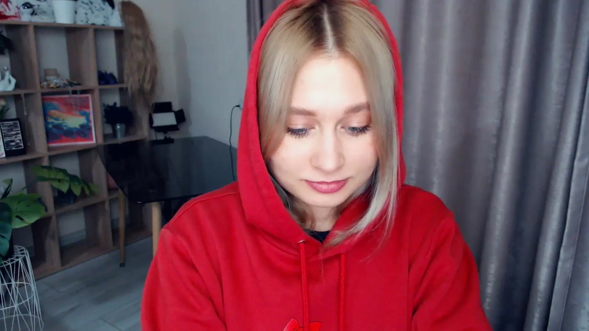 Gallery image thumbnail from Kukla_kolduna's myfreecams stream on, 12/19/2025, 19:15 image 11 of 20