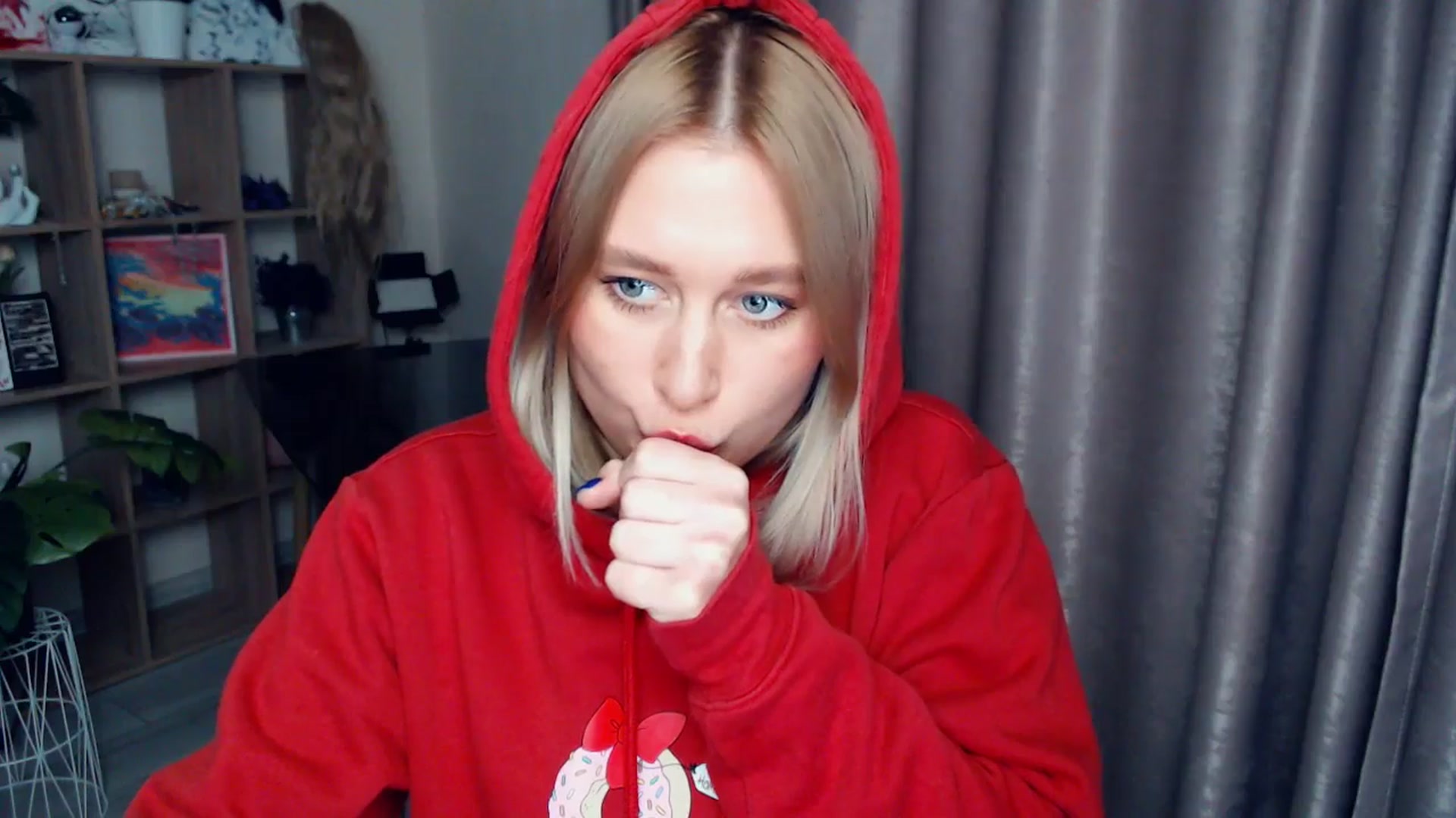 Gallery image thumbnail from Kukla_kolduna's myfreecams stream on, 12/19/2025, 19:15 image 8 of 20