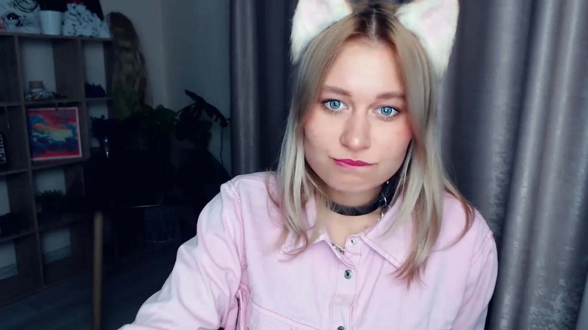 Gallery image thumbnail from Kukla_kolduna's myfreecams stream on, 12/20/2025, 17:29 image 15 of 20