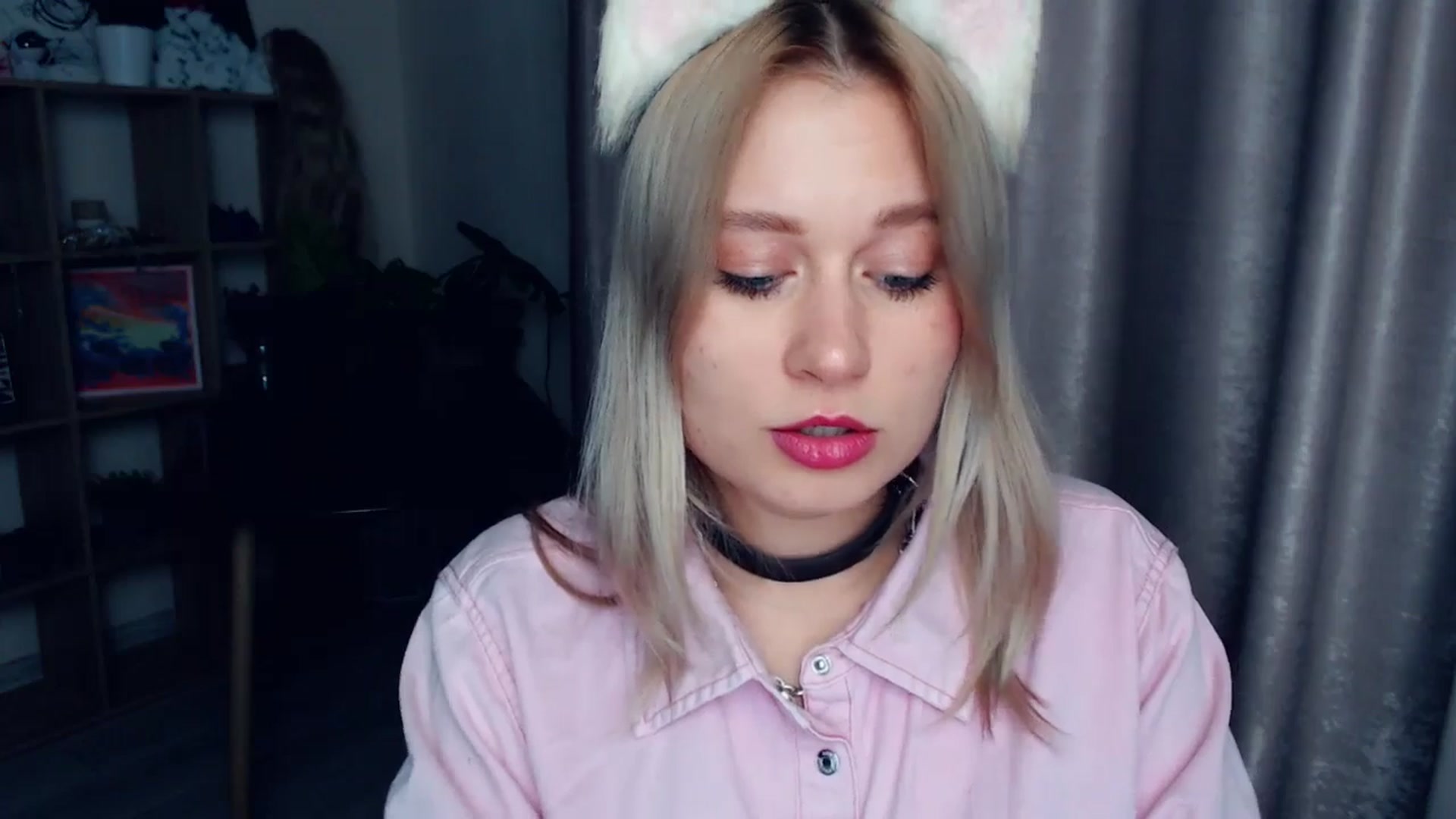Gallery image thumbnail from Kukla_kolduna's myfreecams stream on, 12/20/2025, 17:29 image 13 of 20