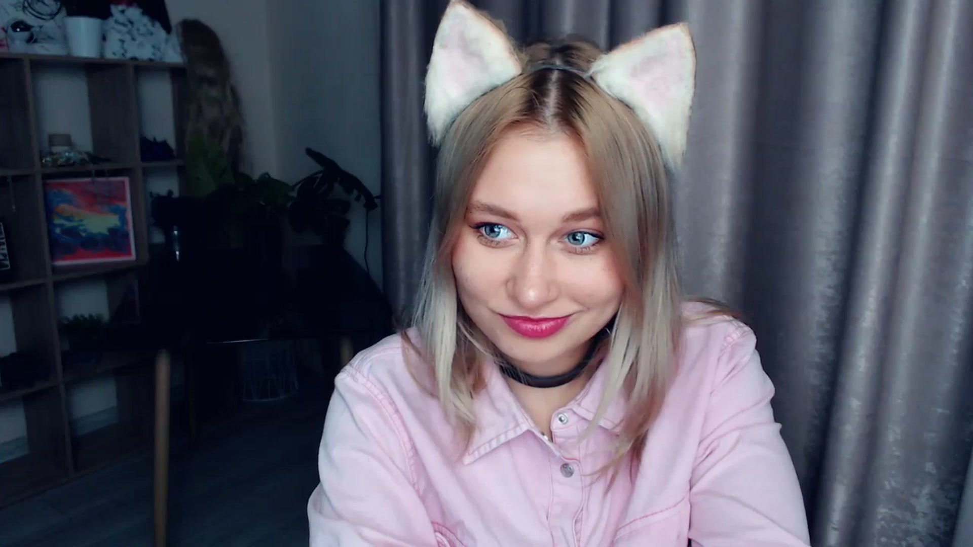 Gallery image thumbnail from Kukla_kolduna's myfreecams stream on, 12/20/2025, 17:29 image 14 of 20