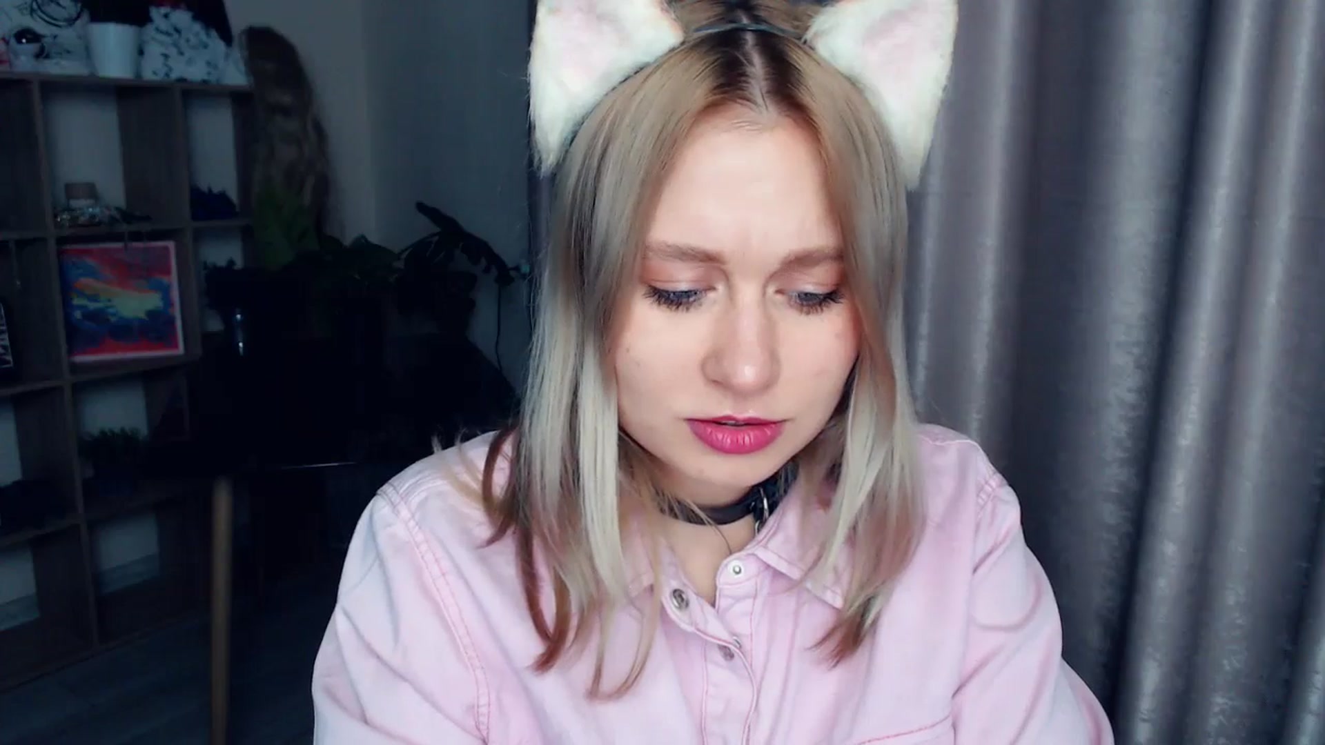 Gallery image thumbnail from Kukla_kolduna's myfreecams stream on, 12/20/2025, 17:29 image 17 of 20