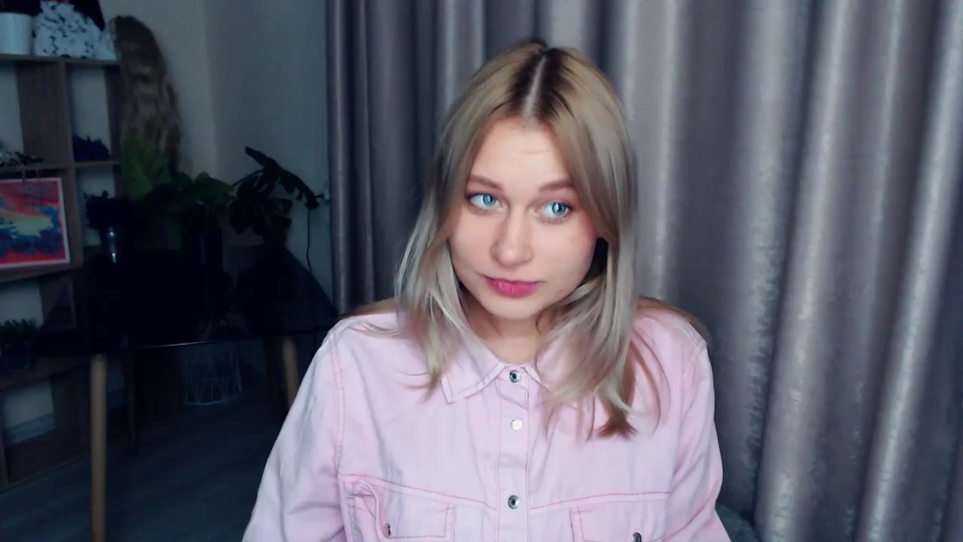 Gallery image thumbnail from Kukla_kolduna's myfreecams stream on, 12/20/2025, 19:09 image 10 of 20