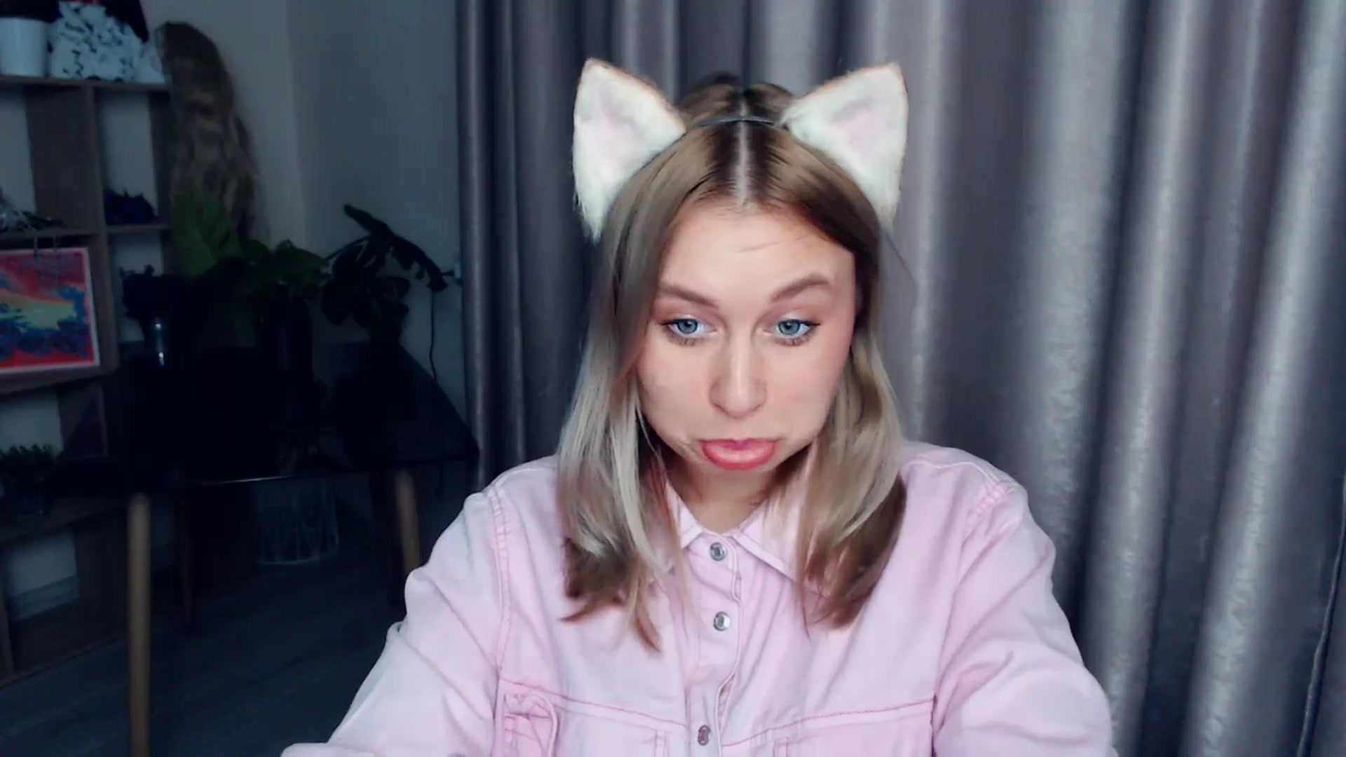 Gallery image thumbnail from Kukla_kolduna's myfreecams stream on, 12/20/2025, 19:09 image 18 of 20