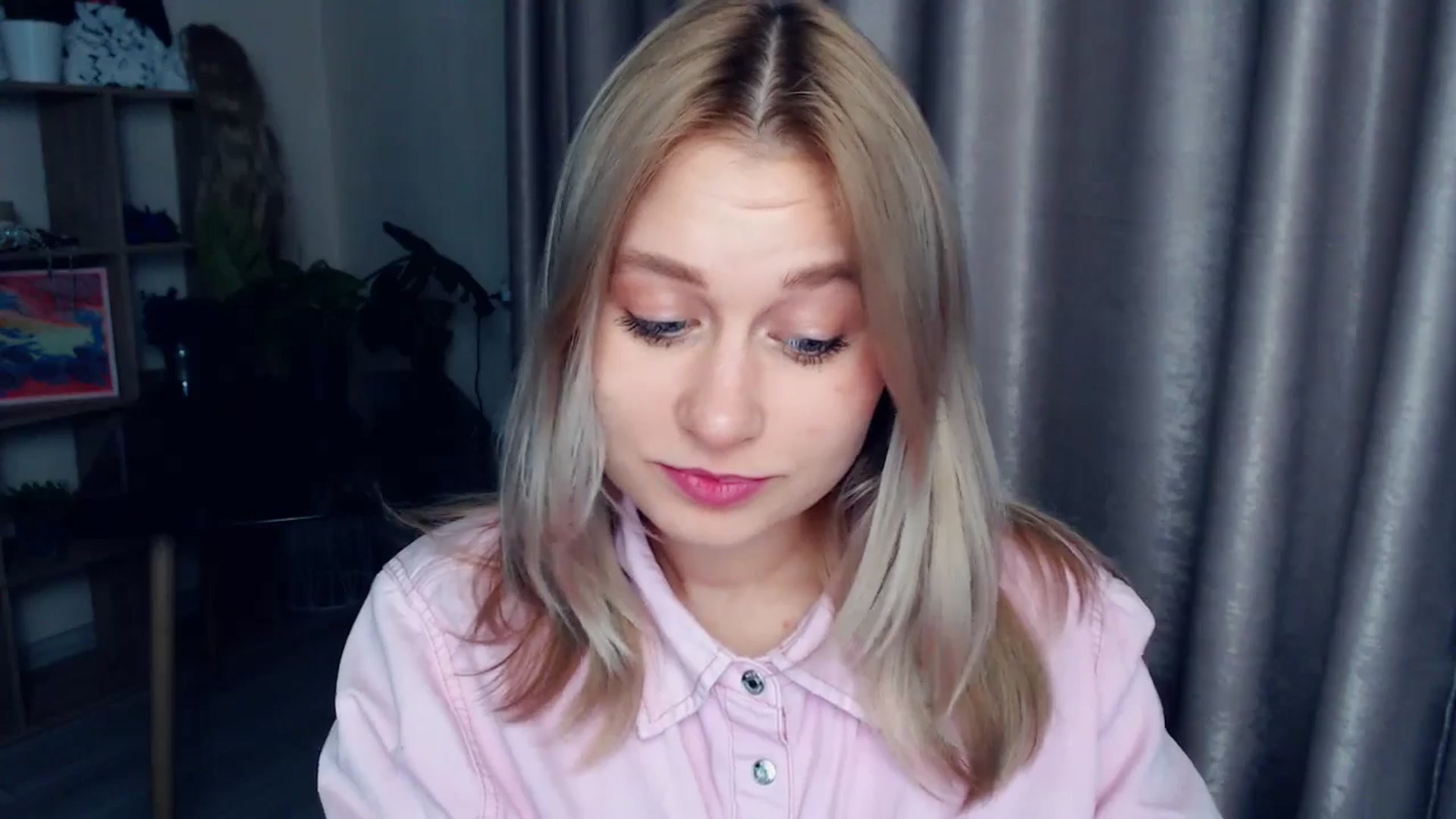 Gallery image thumbnail from Kukla_kolduna's myfreecams stream on, 12/20/2025, 19:09 image 3 of 20