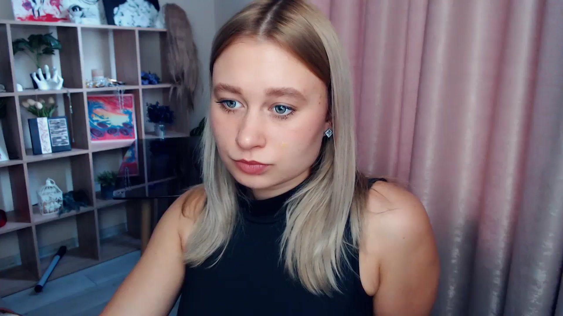 Gallery image thumbnail from Kukla_kolduna's myfreecams stream on, 12/21/2025, 09:15 image 15 of 20