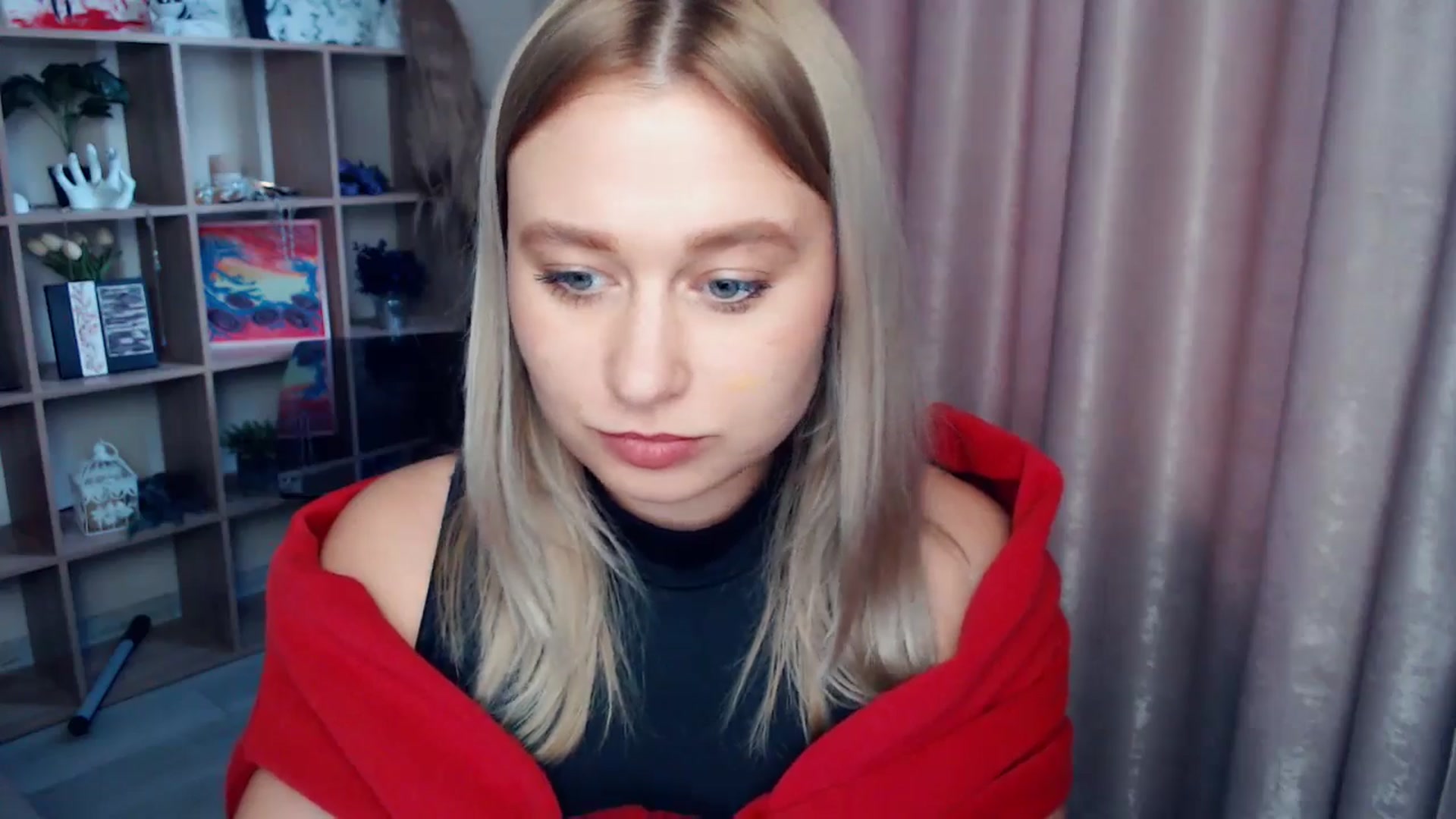 Gallery image thumbnail from Kukla_kolduna's myfreecams stream on, 12/21/2025, 11:34 image 19 of 20