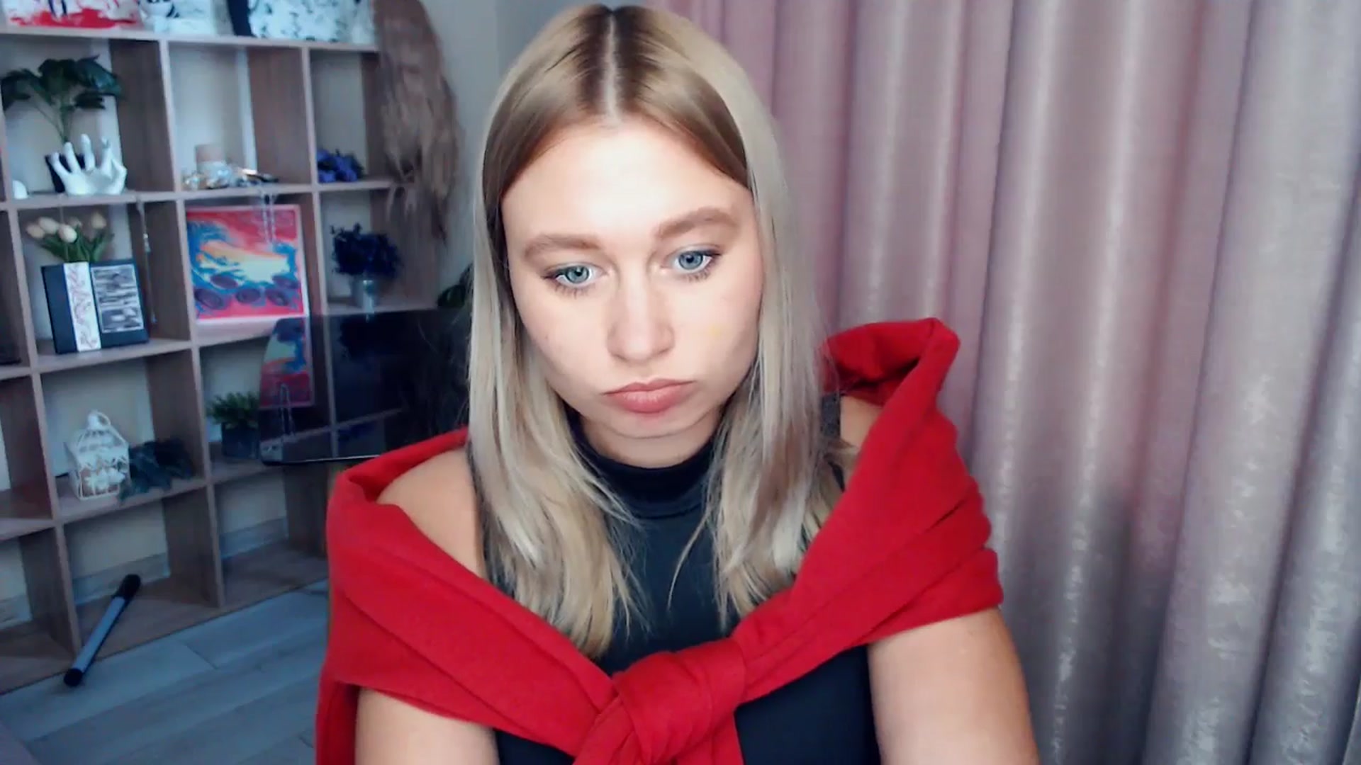 Gallery image thumbnail from Kukla_kolduna's myfreecams stream on, 12/21/2025, 11:34 image 20 of 20