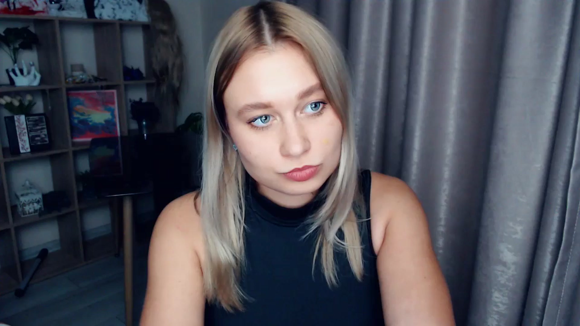 Gallery image thumbnail from Kukla_kolduna's myfreecams stream on, 12/21/2025, 18:28 image 10 of 20