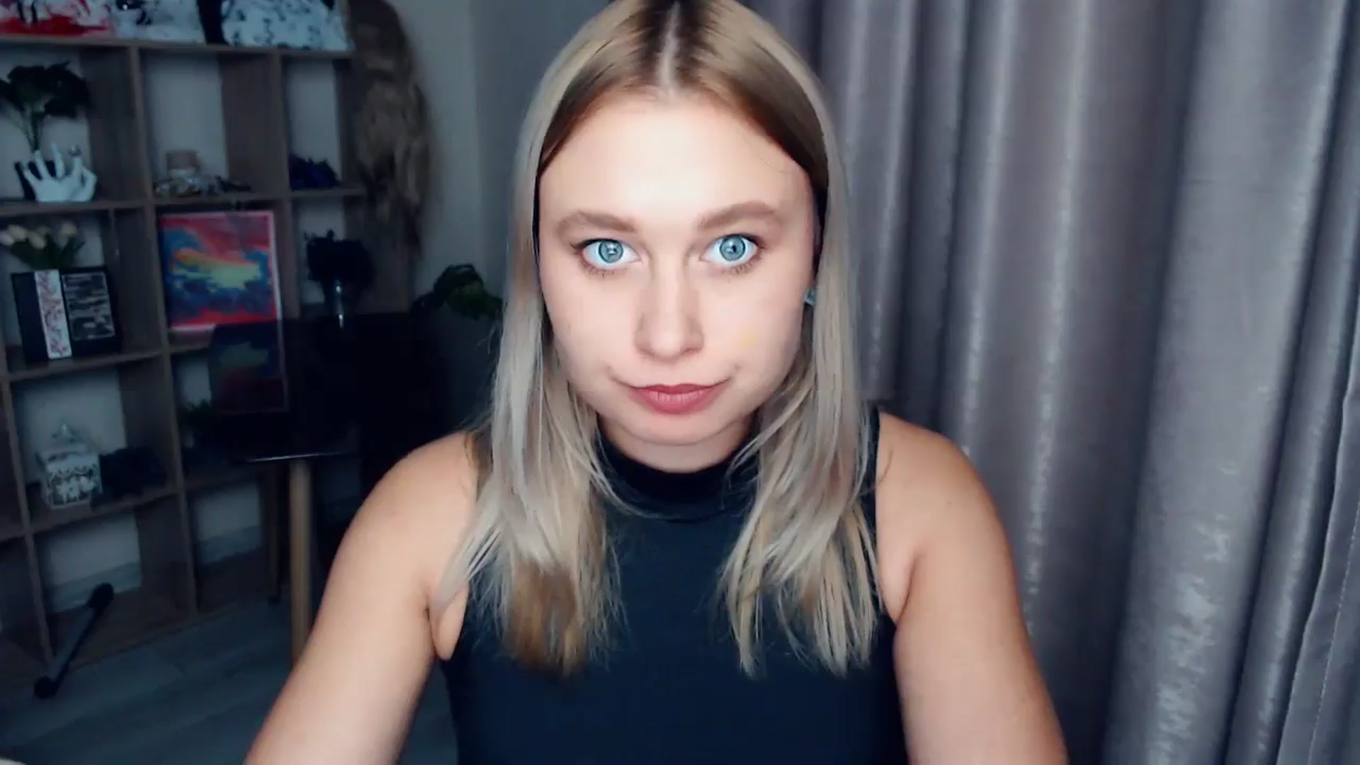 Gallery image thumbnail from Kukla_kolduna's myfreecams stream on, 12/21/2025, 18:28 image 12 of 20