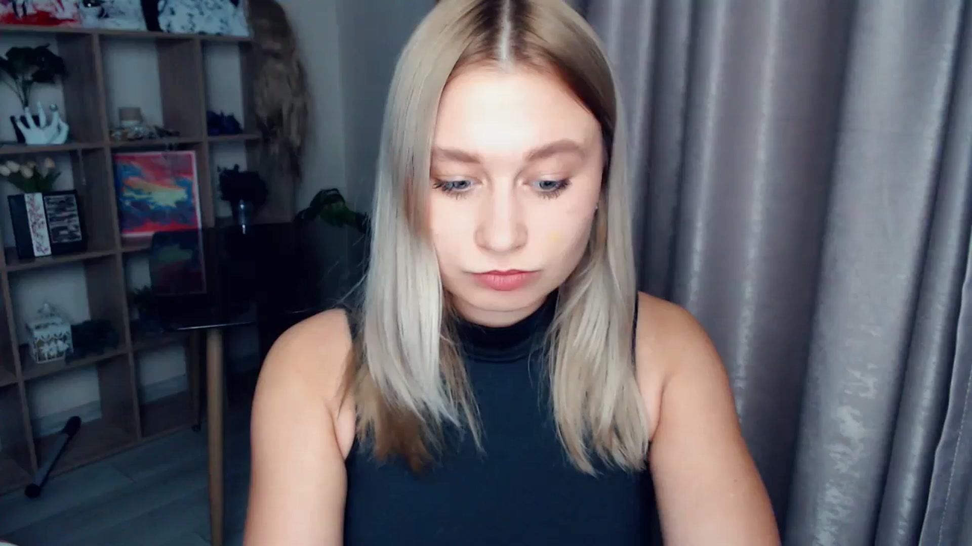Gallery image thumbnail from Kukla_kolduna's myfreecams stream on, 12/21/2025, 18:28 image 1 of 20